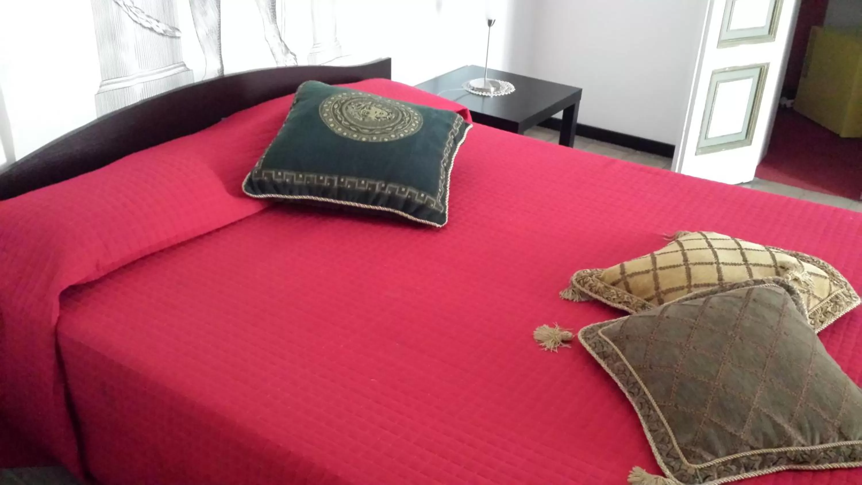 Decorative detail, Bed in B&B degli Ottimati