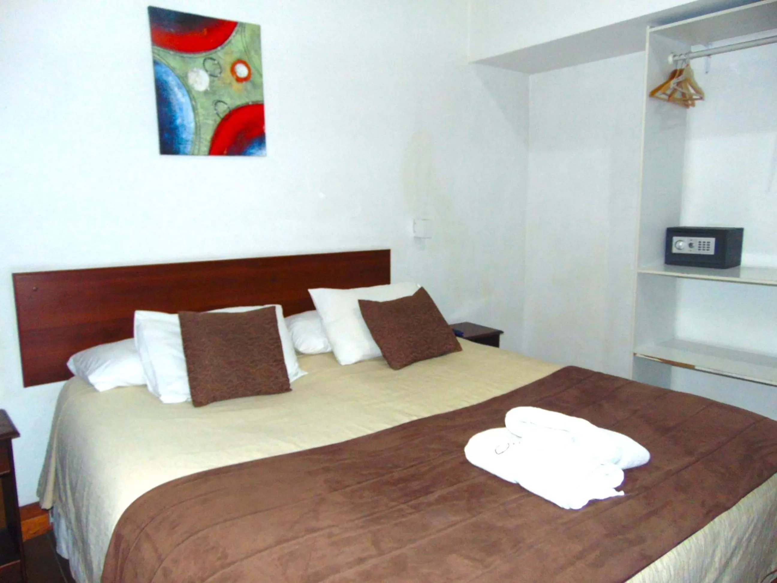 Queen Room in Hotel Casa Lyon