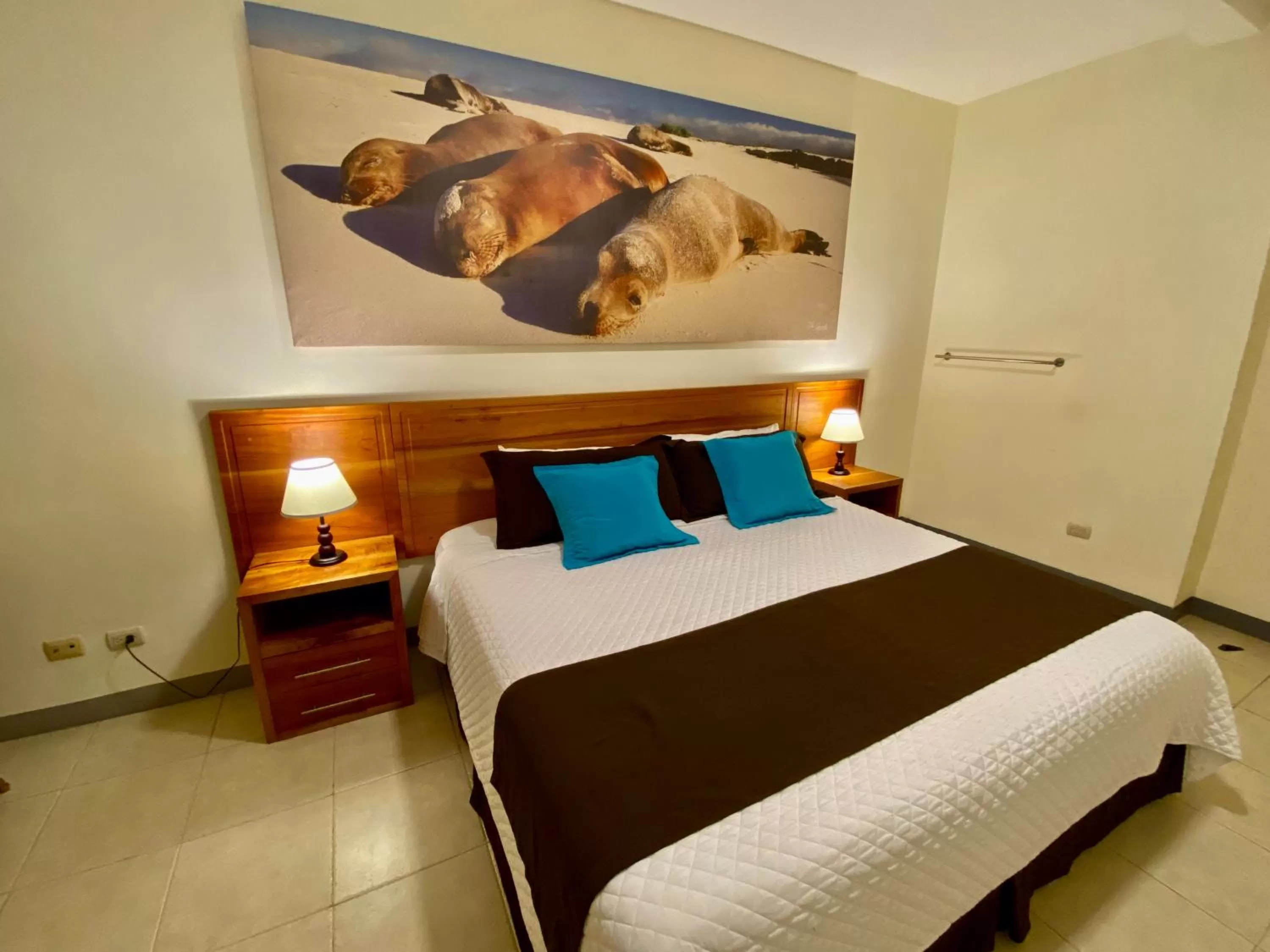 Bed in Torre Mar Galapagos Boutique Suites