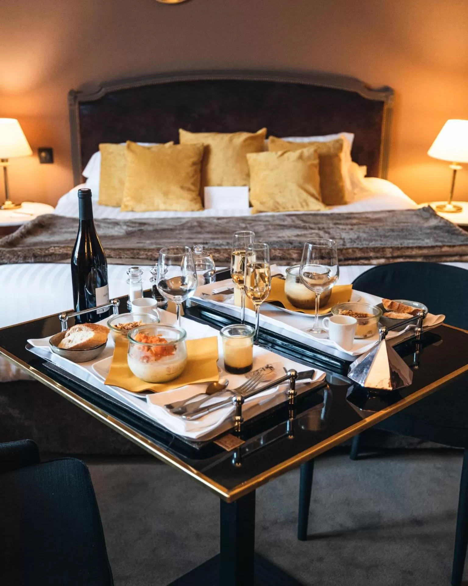 Restaurant/places to eat, Bed in Hôtel Carlton Lille