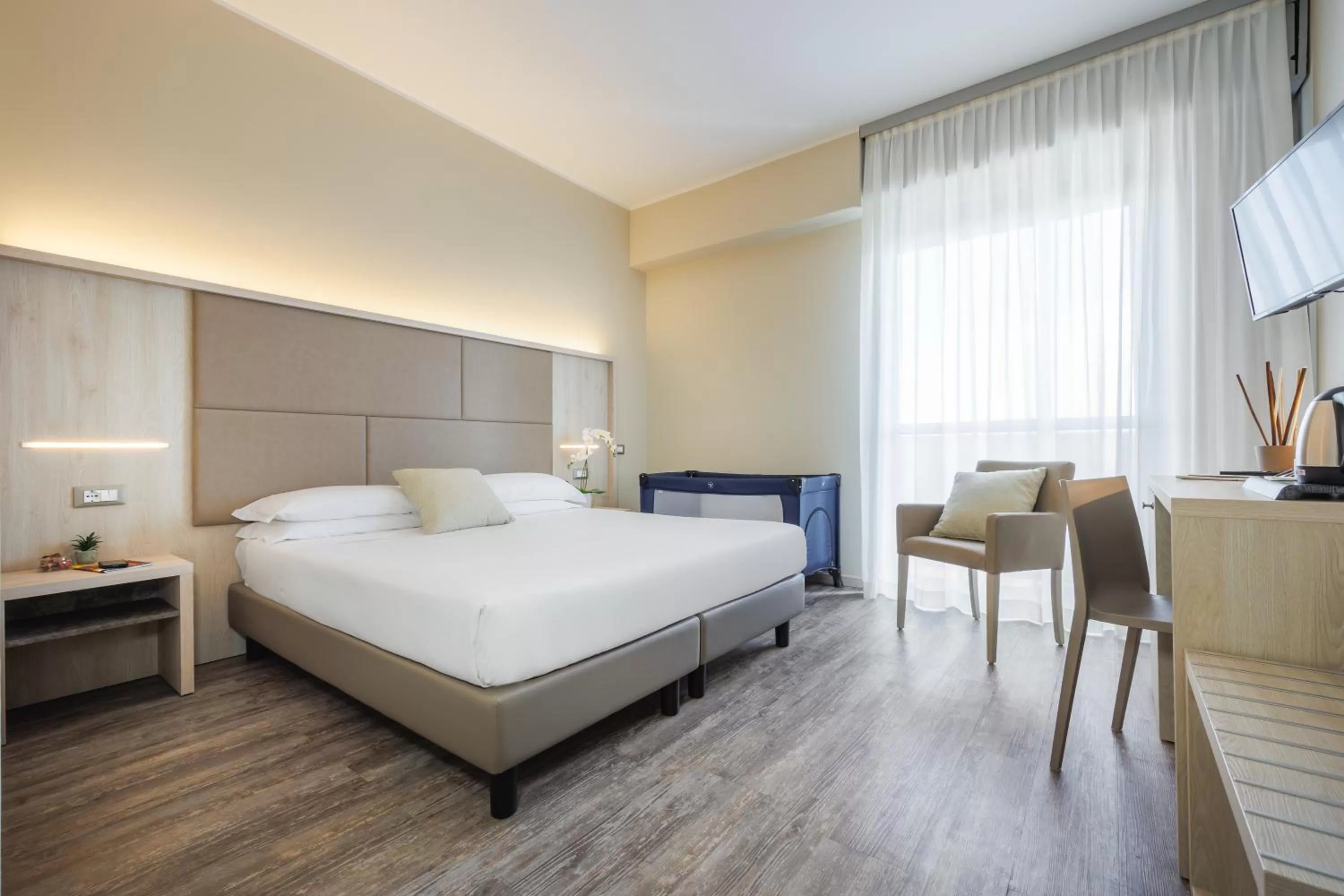 Bedroom, Bed in JR Hotels Gate 7 Bologna