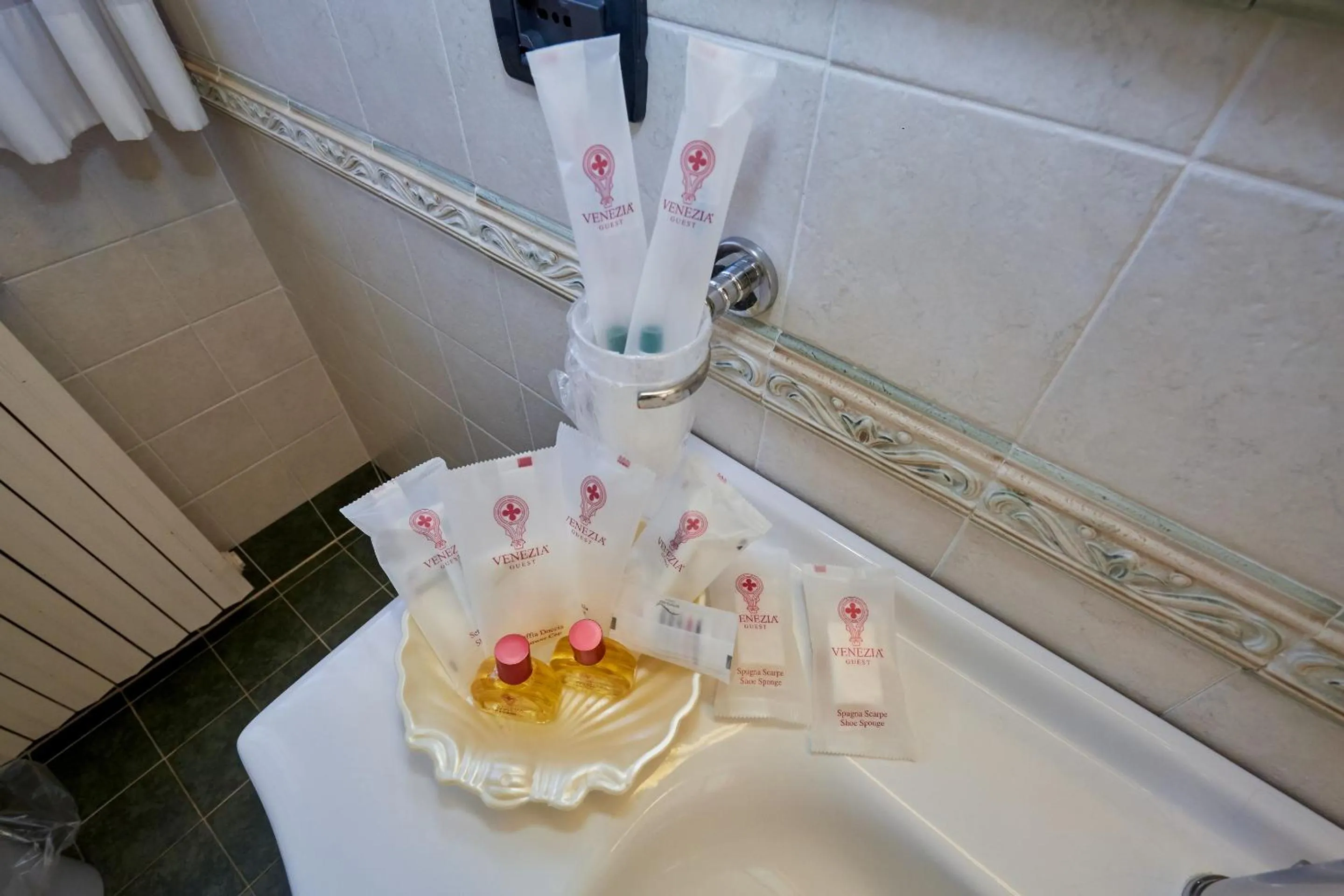 Bathroom in Hotel Riviera dei Dogi