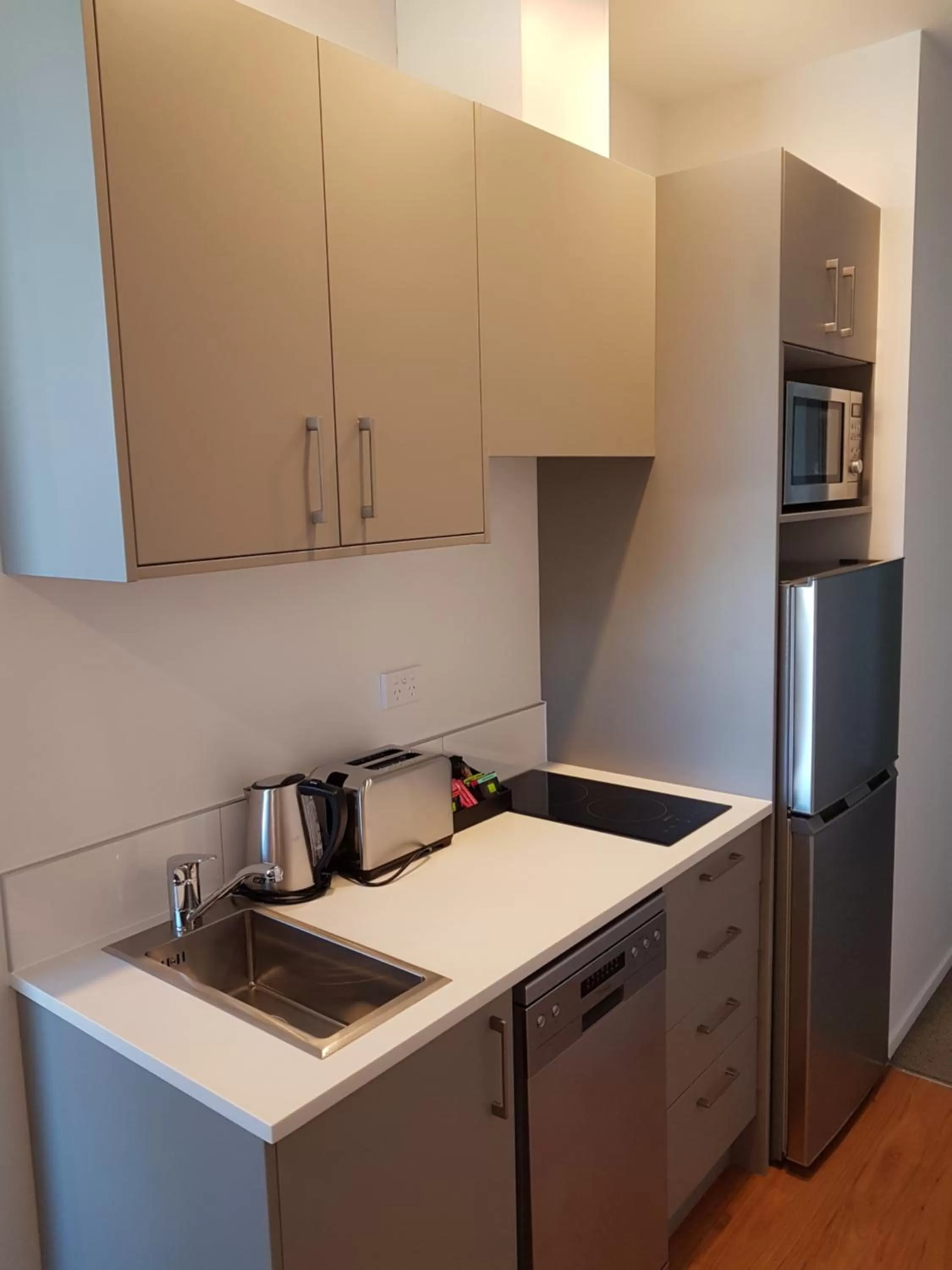 Kitchen or kitchenette in Wyndham Garden Remarkables Park Queenstown