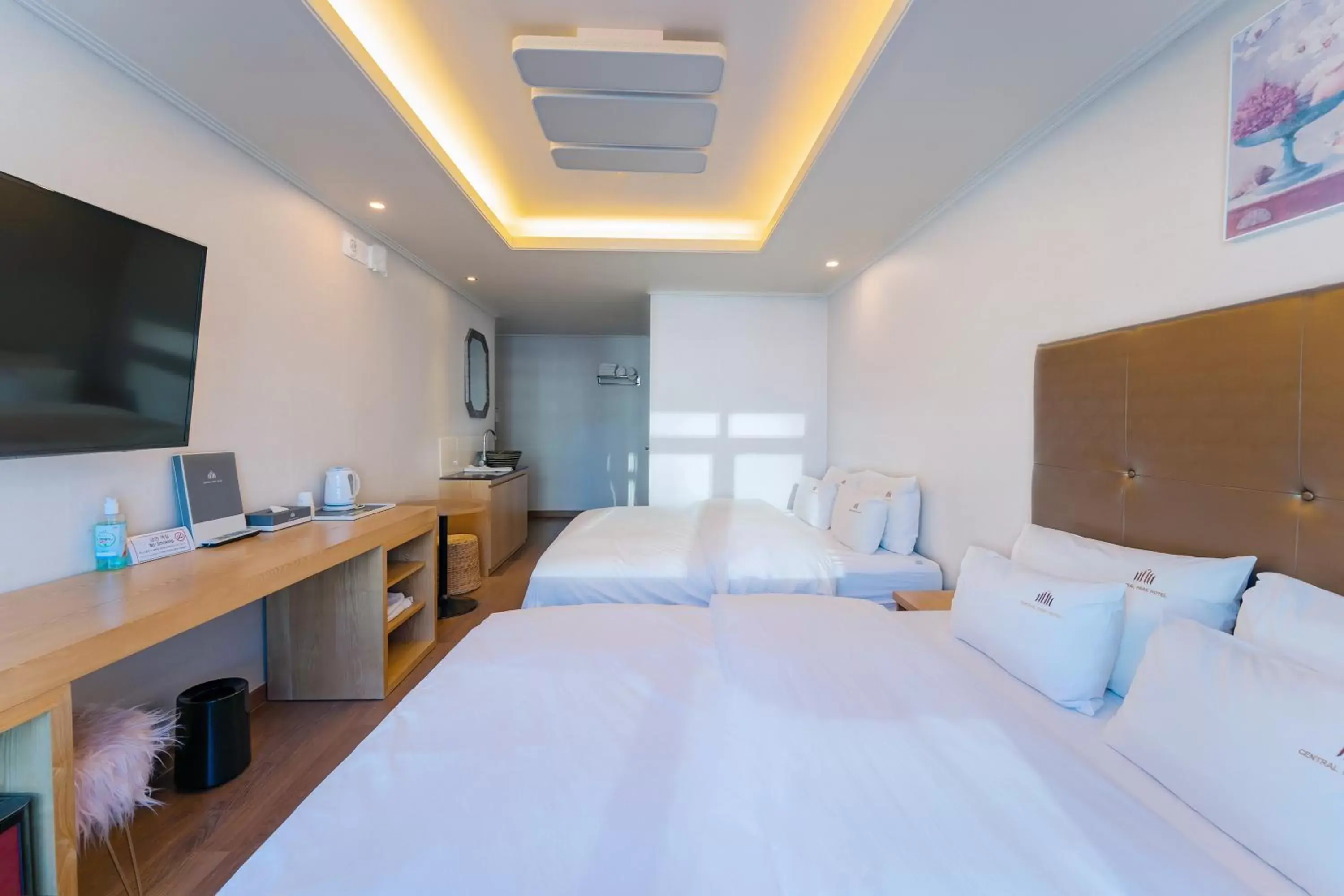 Deluxe Quadruple Room in Central Park Hotel Busan Deluxe Quadruple Room in Central Park Hotel Busan