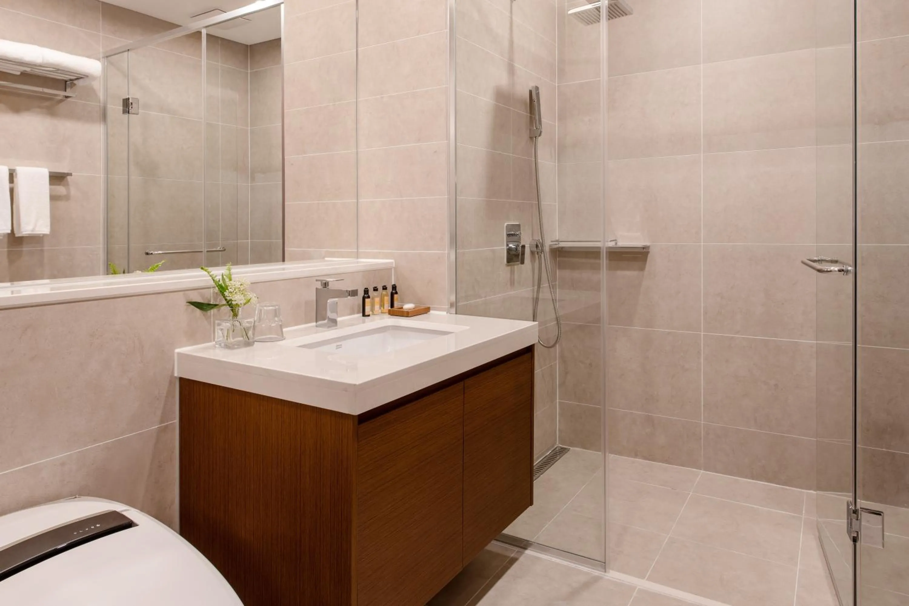 Bathroom in Somerset Jeju Shinhwa World