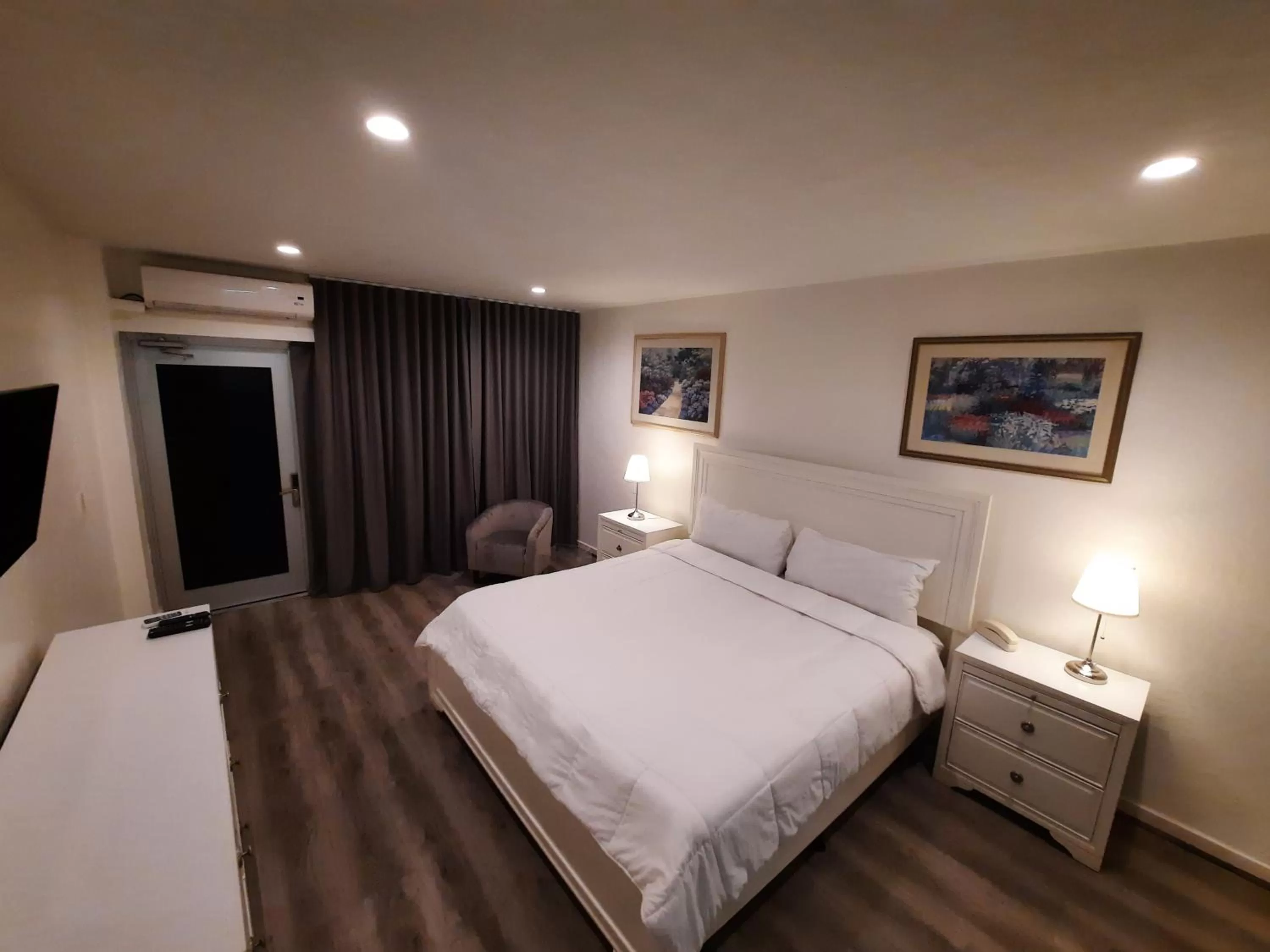 Bed in Stardust Hotel