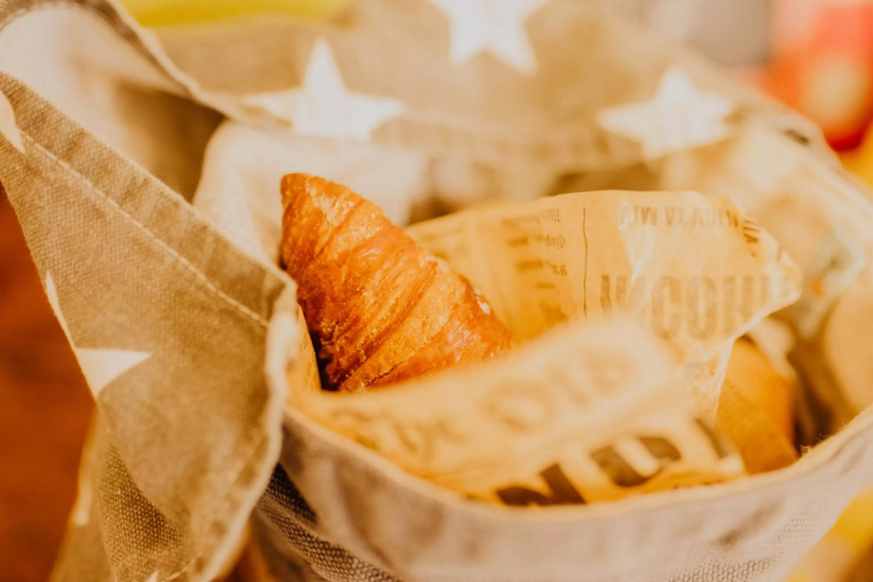 Breakfast, Food in Das Hotel Stern 24h self-check-in