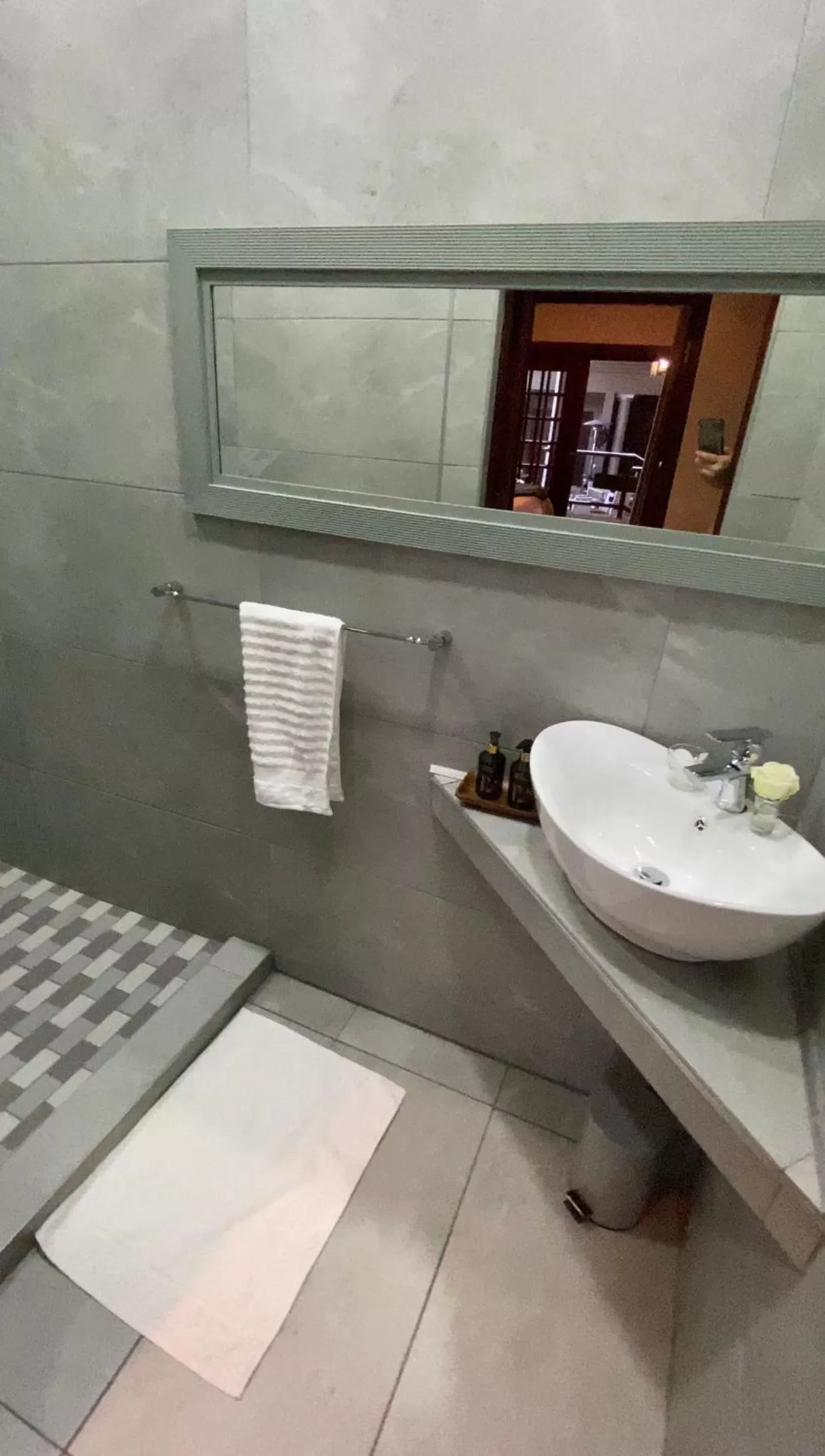 Bathroom in Spacube Luxury Suites and Spa