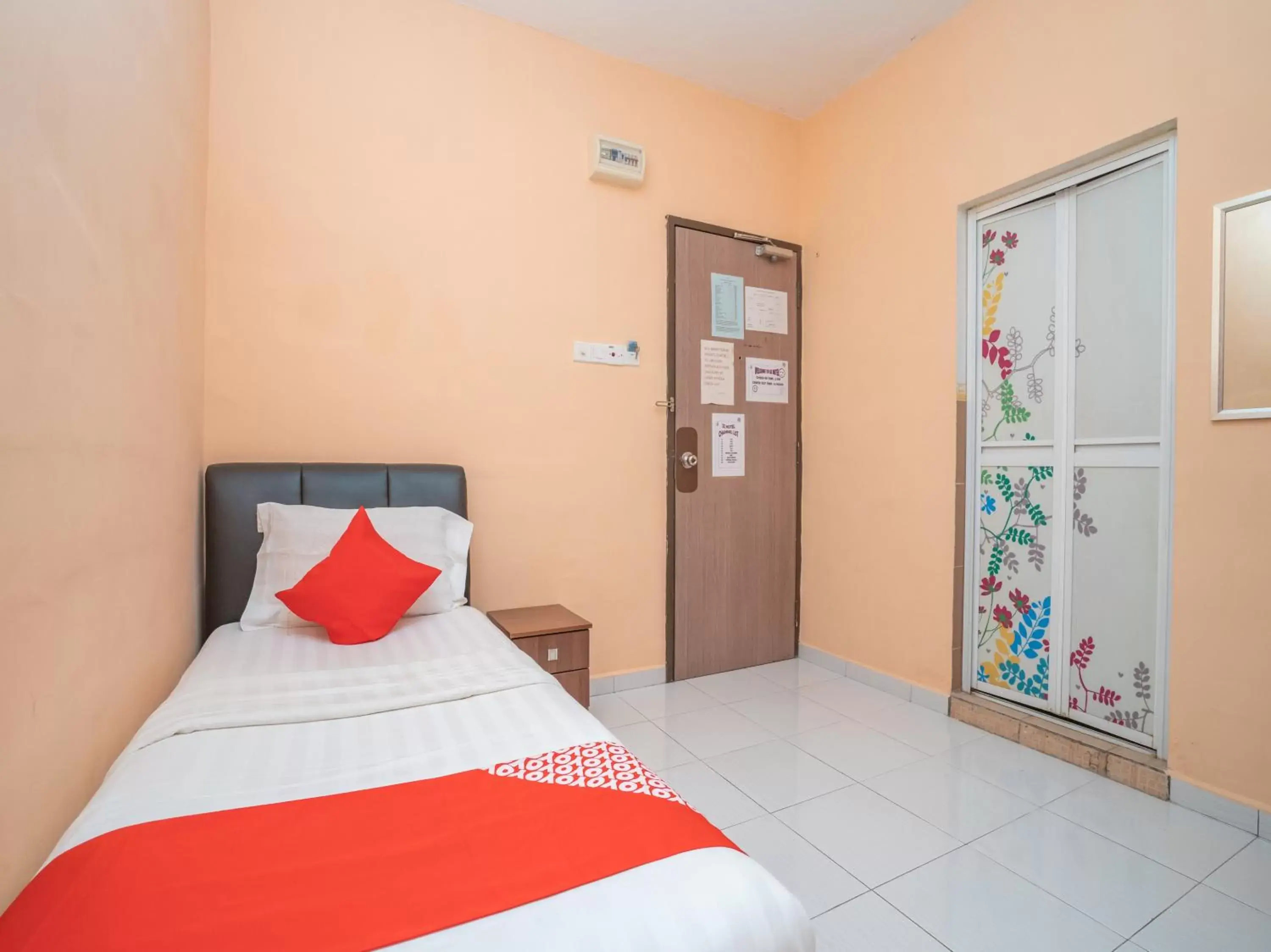 Deluxe Single Room - single occupancy in Sz Hotel Deluxe Single Room - single occupancy in Sz Hotel