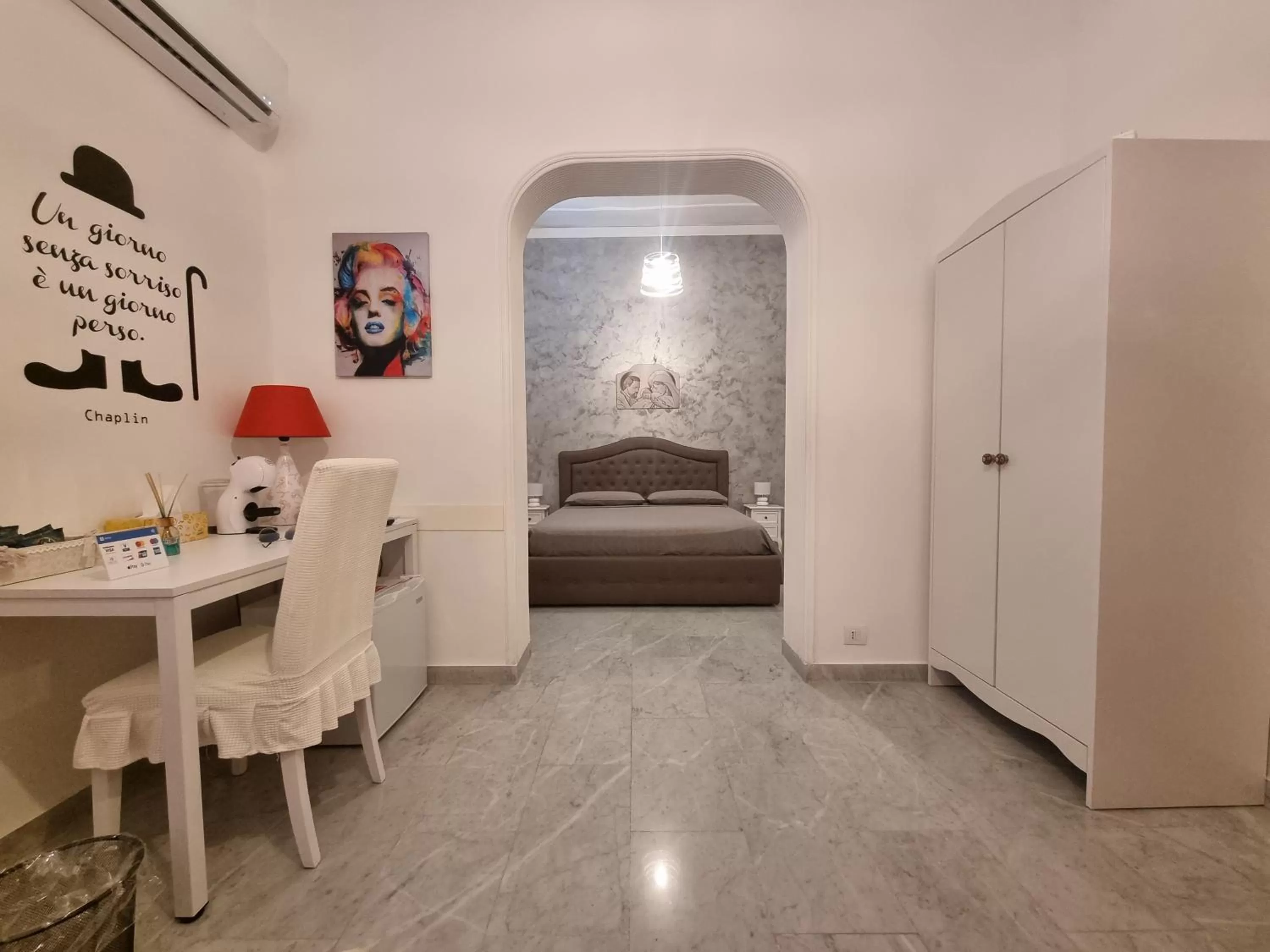 Photo of the whole room, Bed in B&B CENTRALE