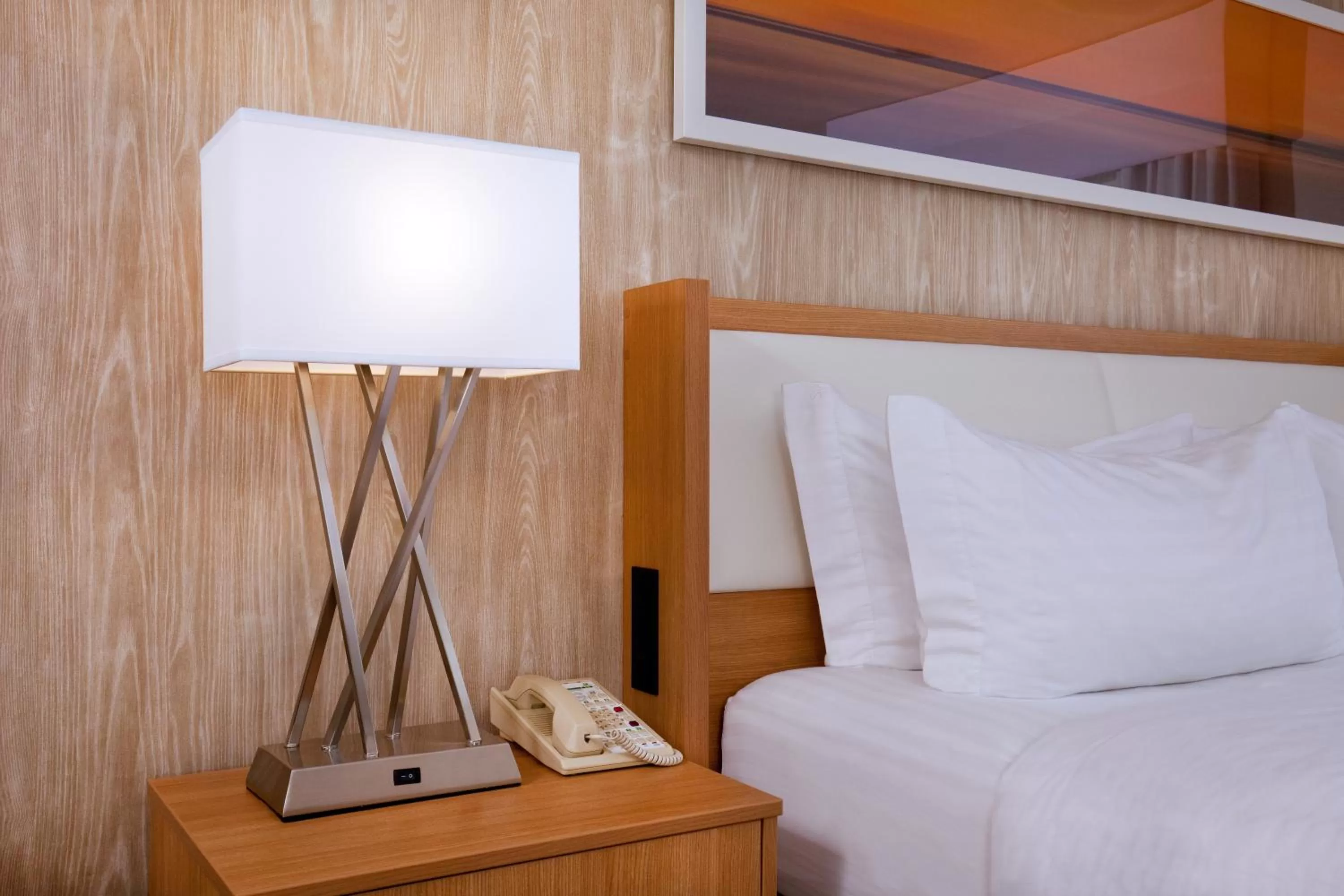 Bed in Holiday Inn Little Rock-Presidential-Downtown by IHG