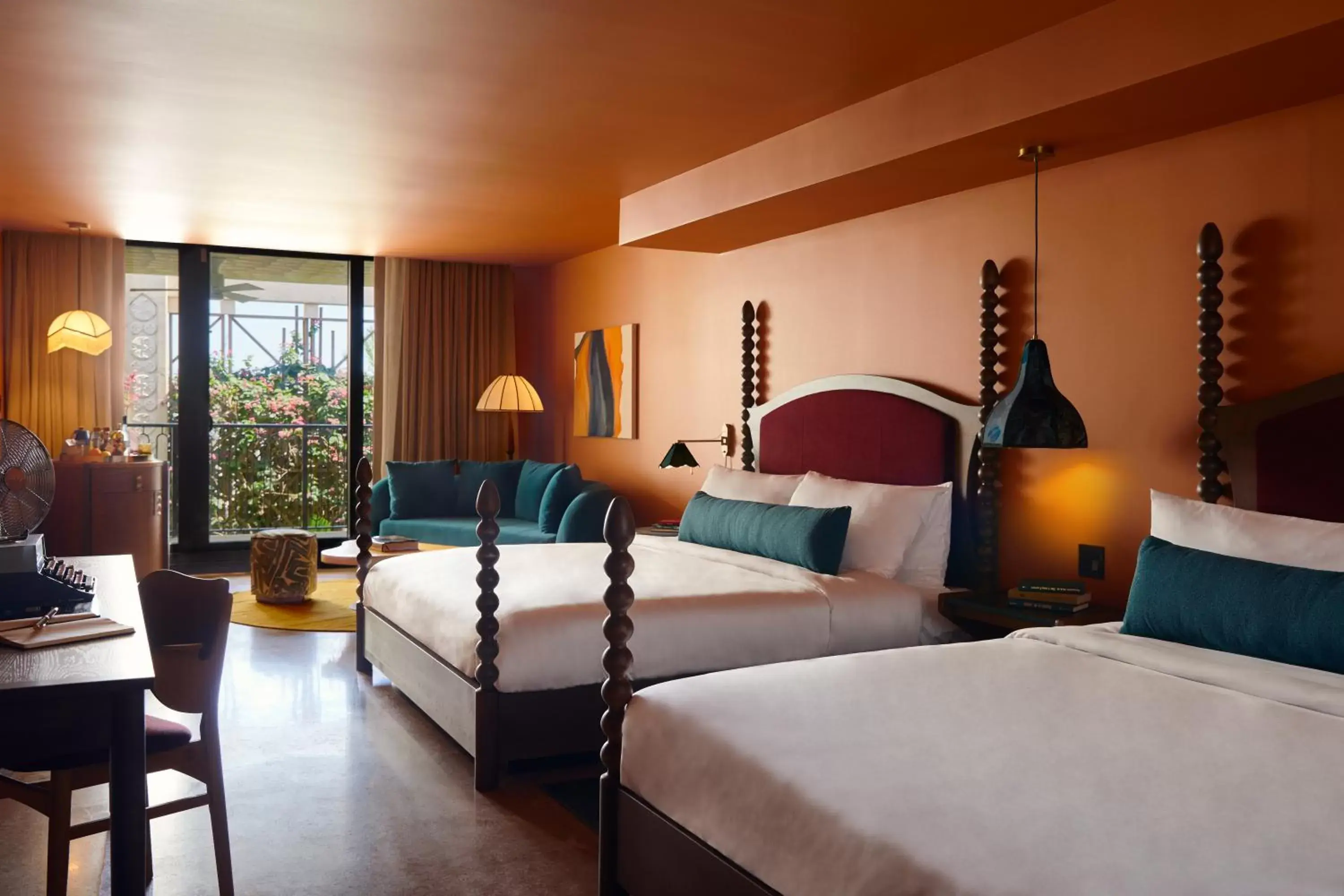 Deluxe Double King Room in Mayfair House Hotel & Garden Deluxe Double King Room in Mayfair House Hotel & Garden