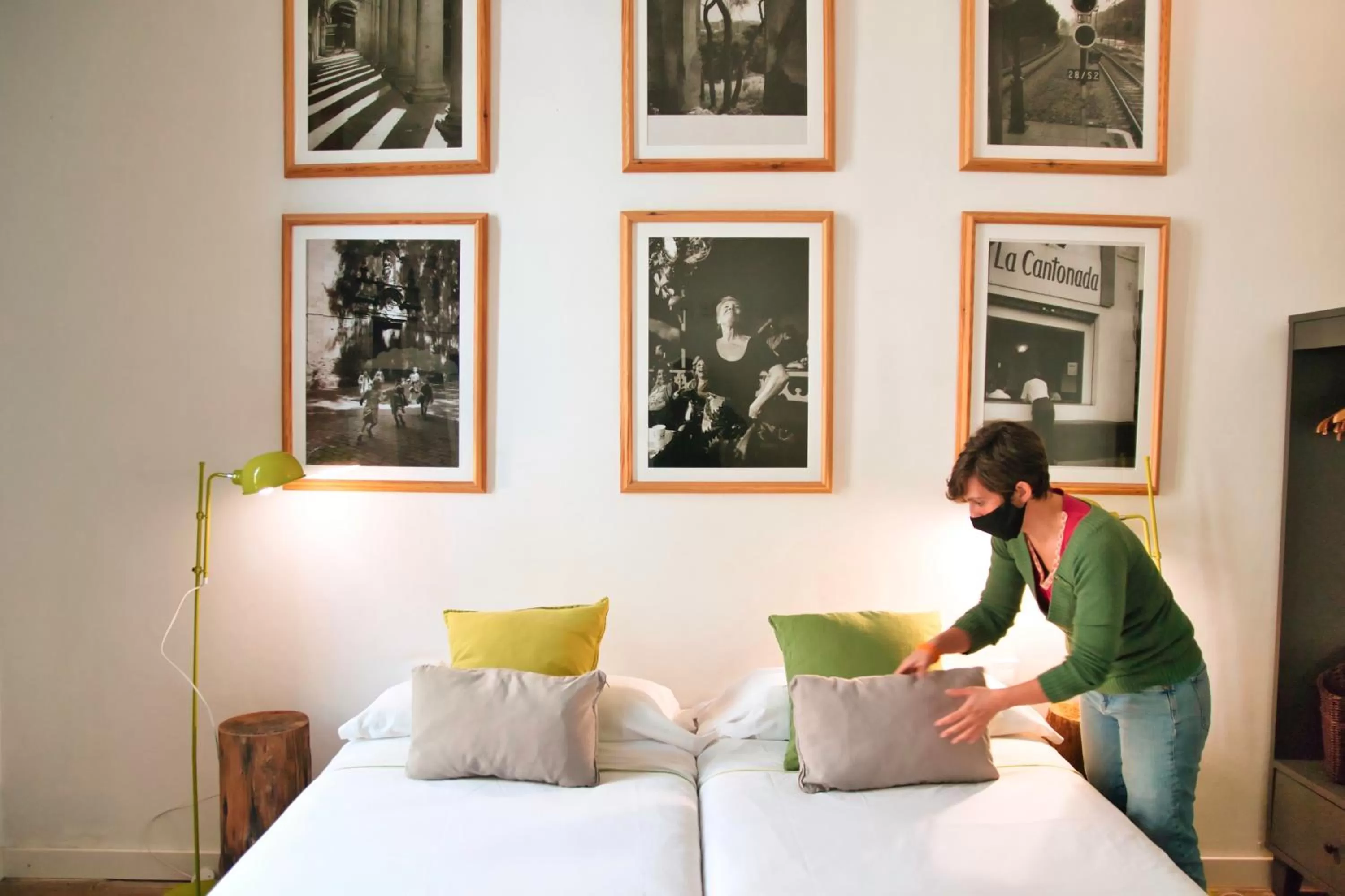 Bedroom, Bed in Factory Suites Barcelona