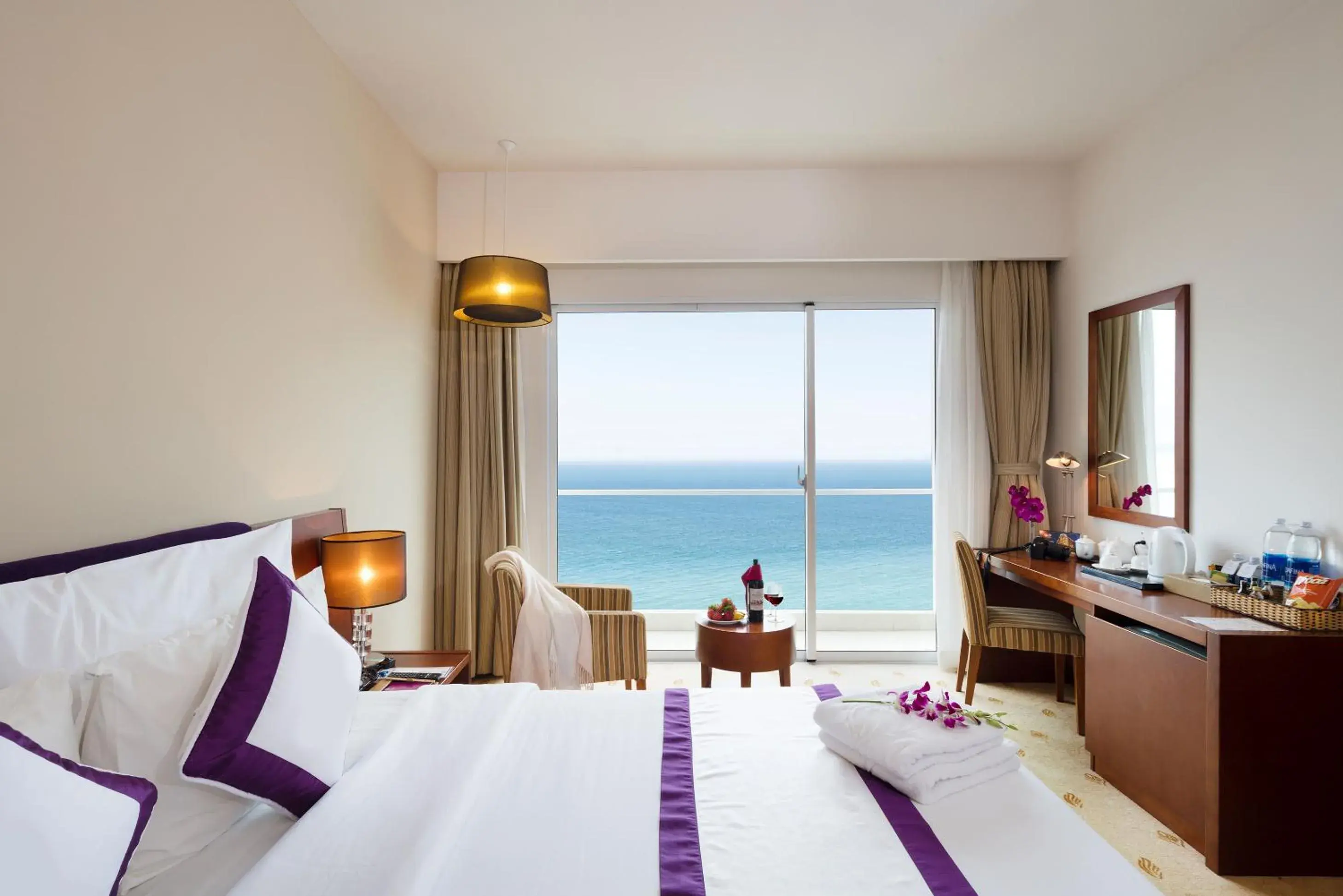 Junior Deluxe with Sea View King in TTC Hotel - Michelia Junior Deluxe with Sea View King in TTC Hotel - Michelia