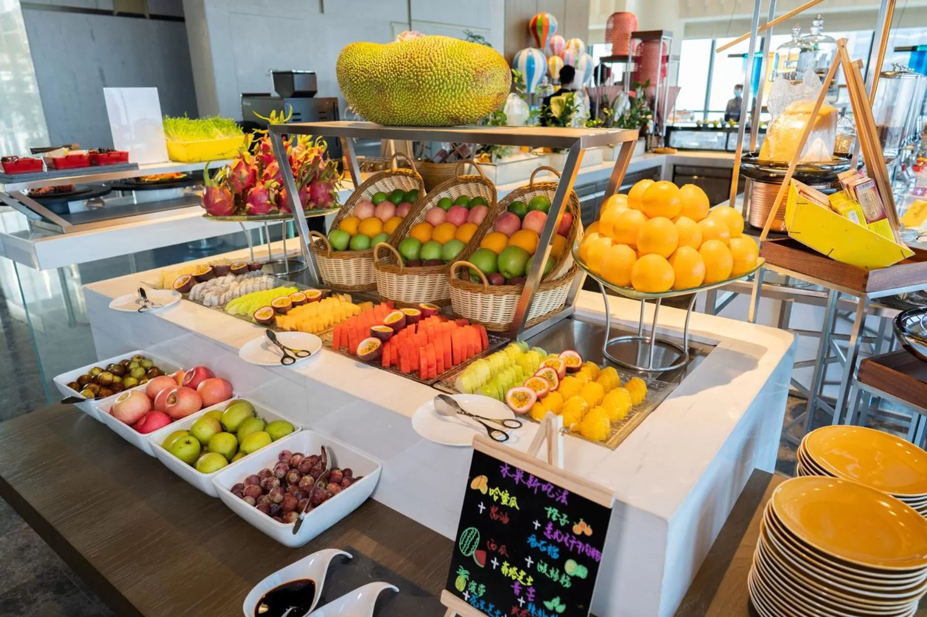 Restaurant/places to eat in Crowne Plaza Shenzhen Nanshan by IHG