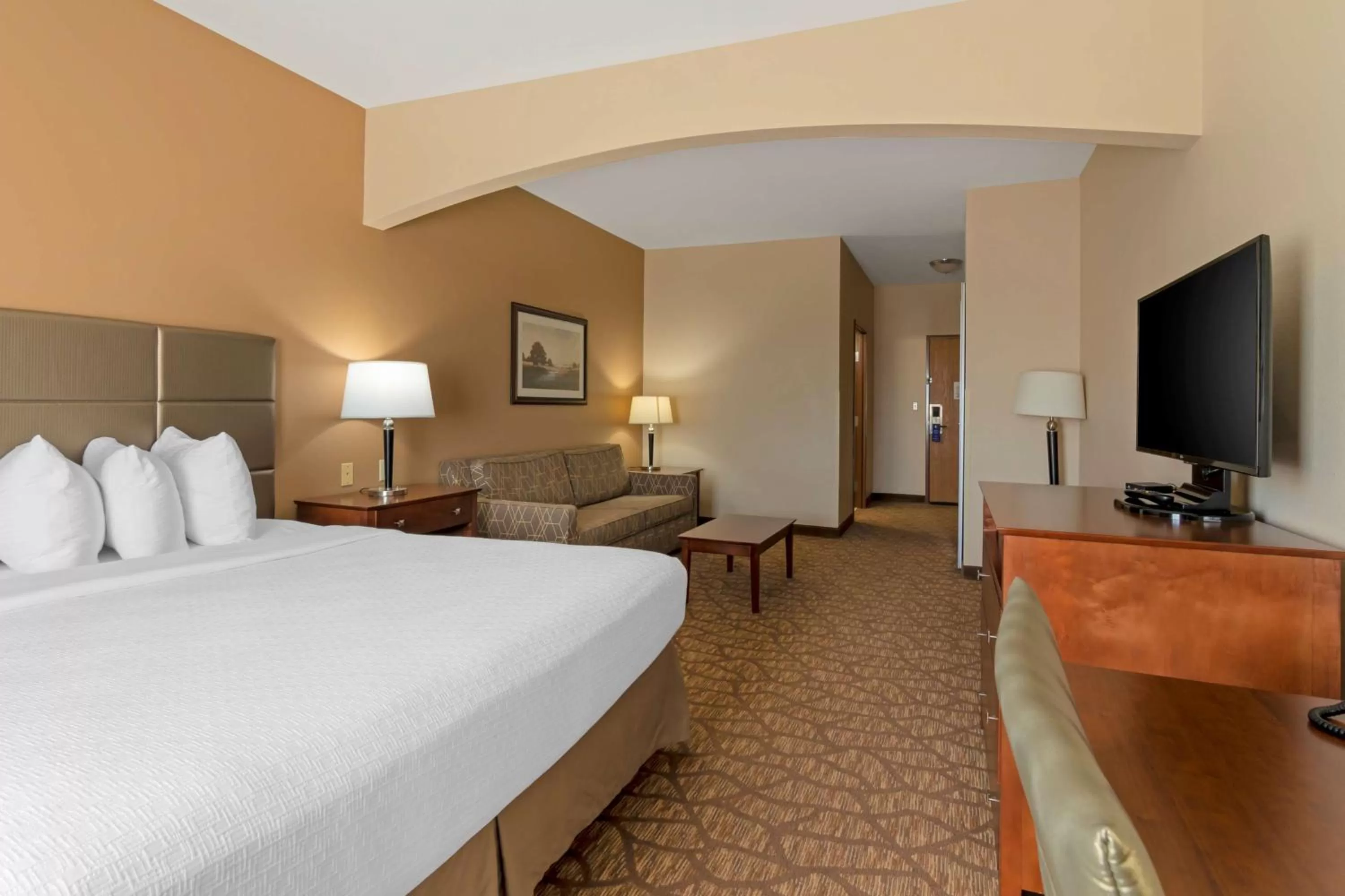 Bedroom, Bed in Best Western Plus Butterfield Inn