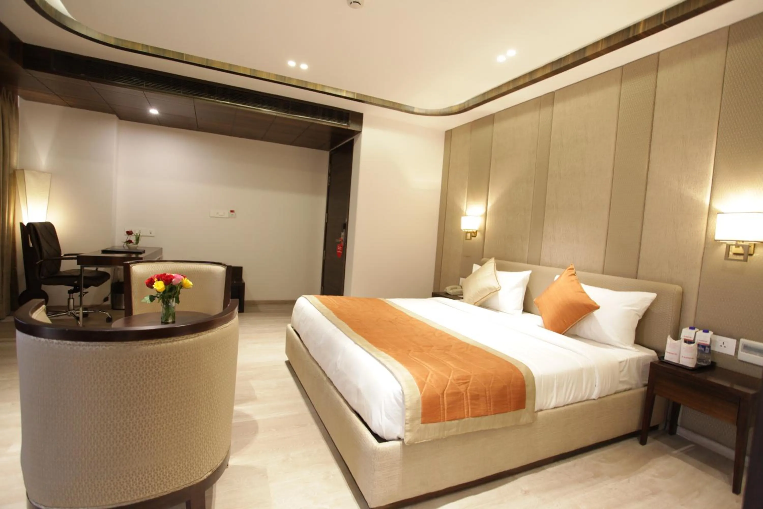 Photo of the whole room, Bed in Kaisons Inn (Near Apollo Hospital)