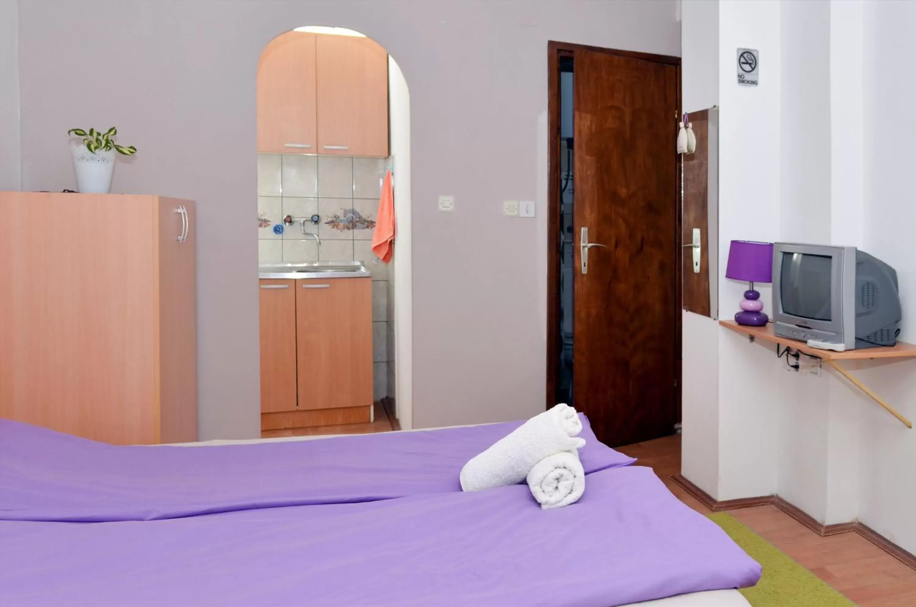 Studio with Lake View in Apartments Villa Saray Studio with Lake View in Apartments Villa Saray