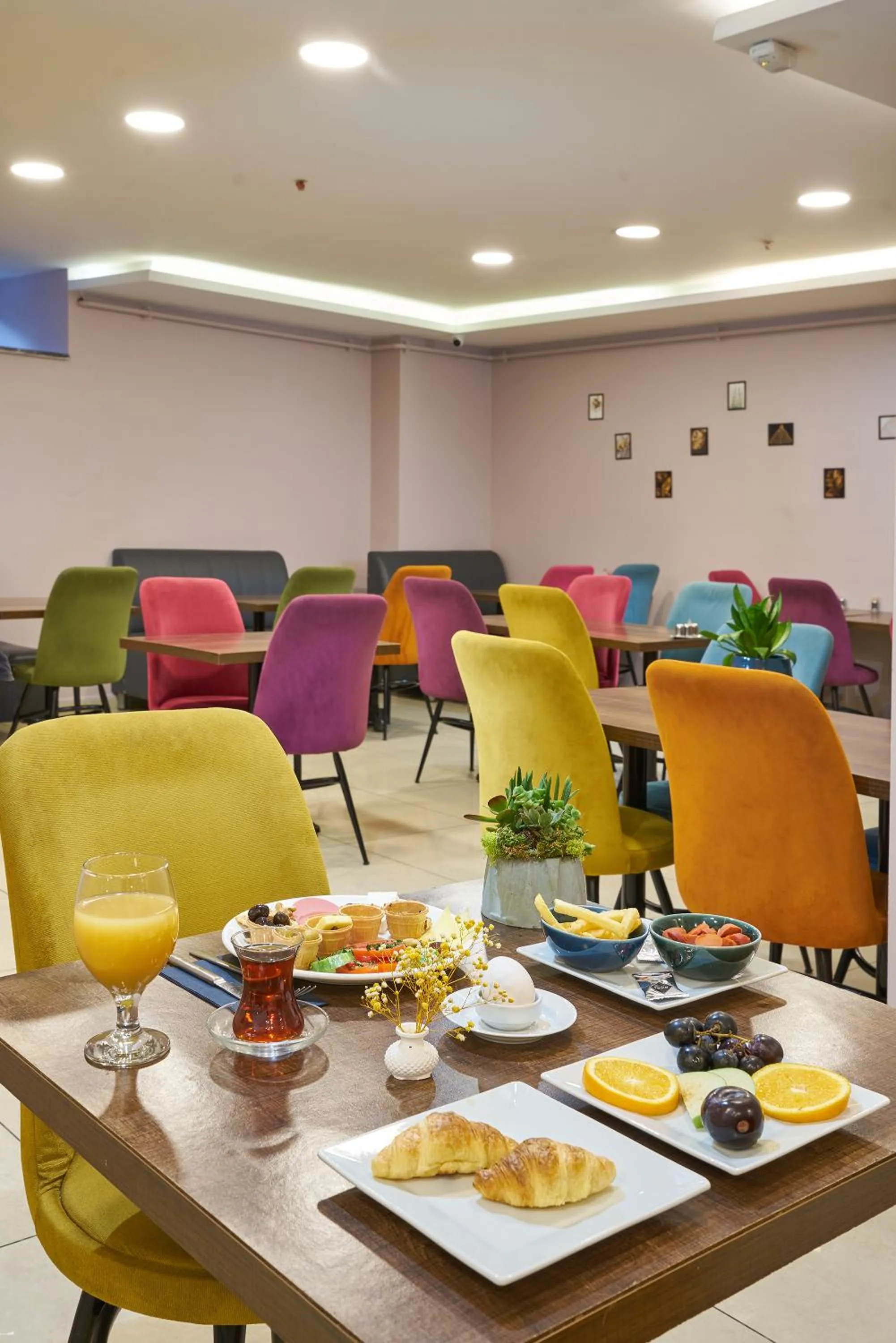 Breakfast in Atro Hotel