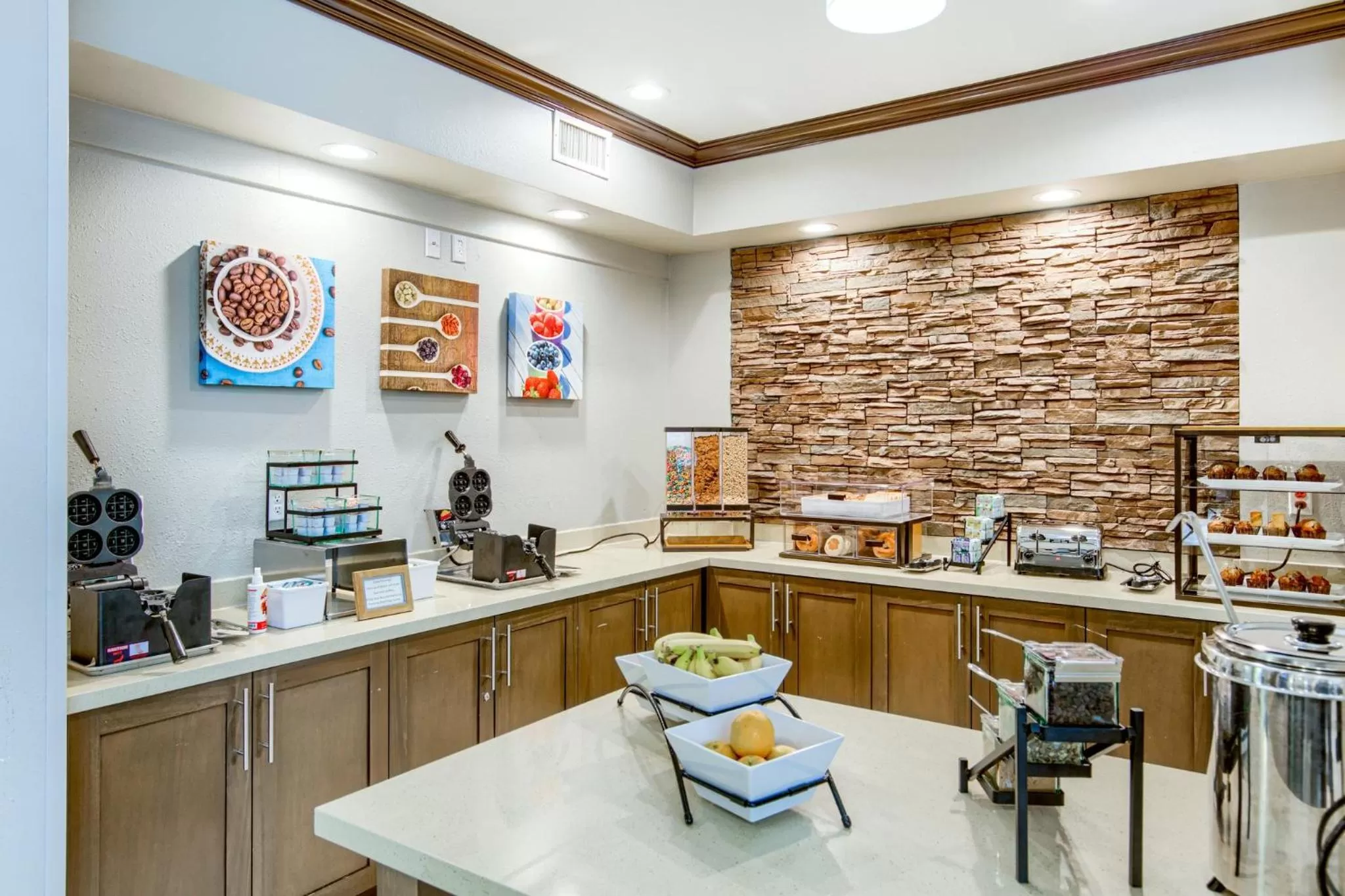 Breakfast in Staybridge Suites Gulf Shores by IHG