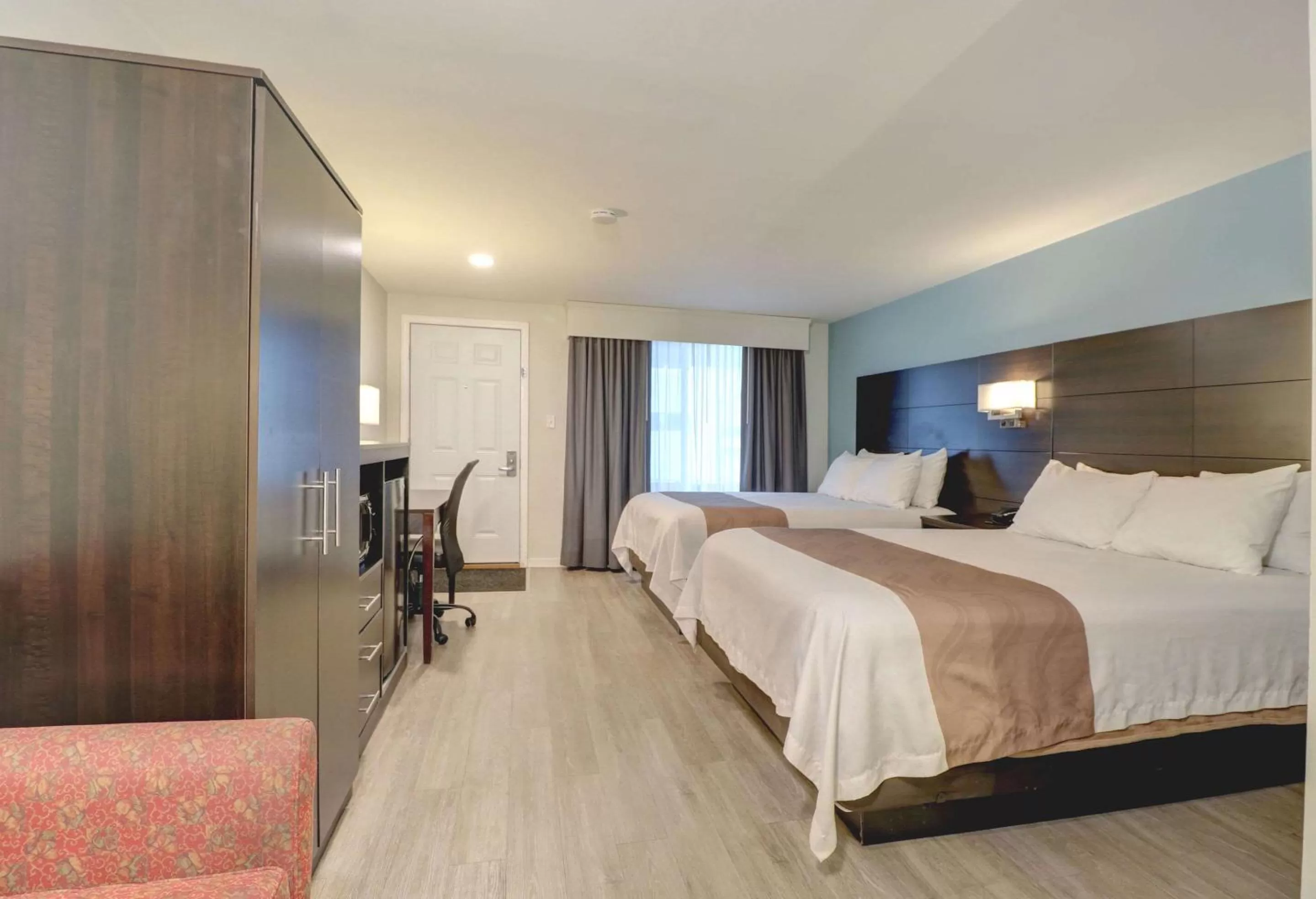 Bedroom, Bed in Quality Inn & Suites Lincoln I-93