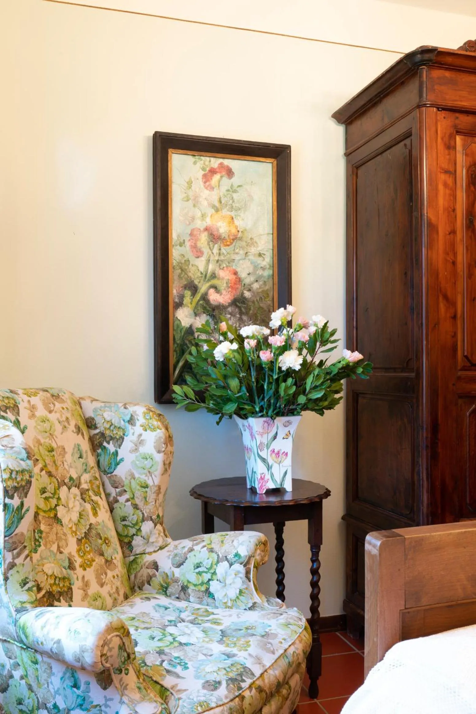 Photo of the whole room in Borgo San Benedetto