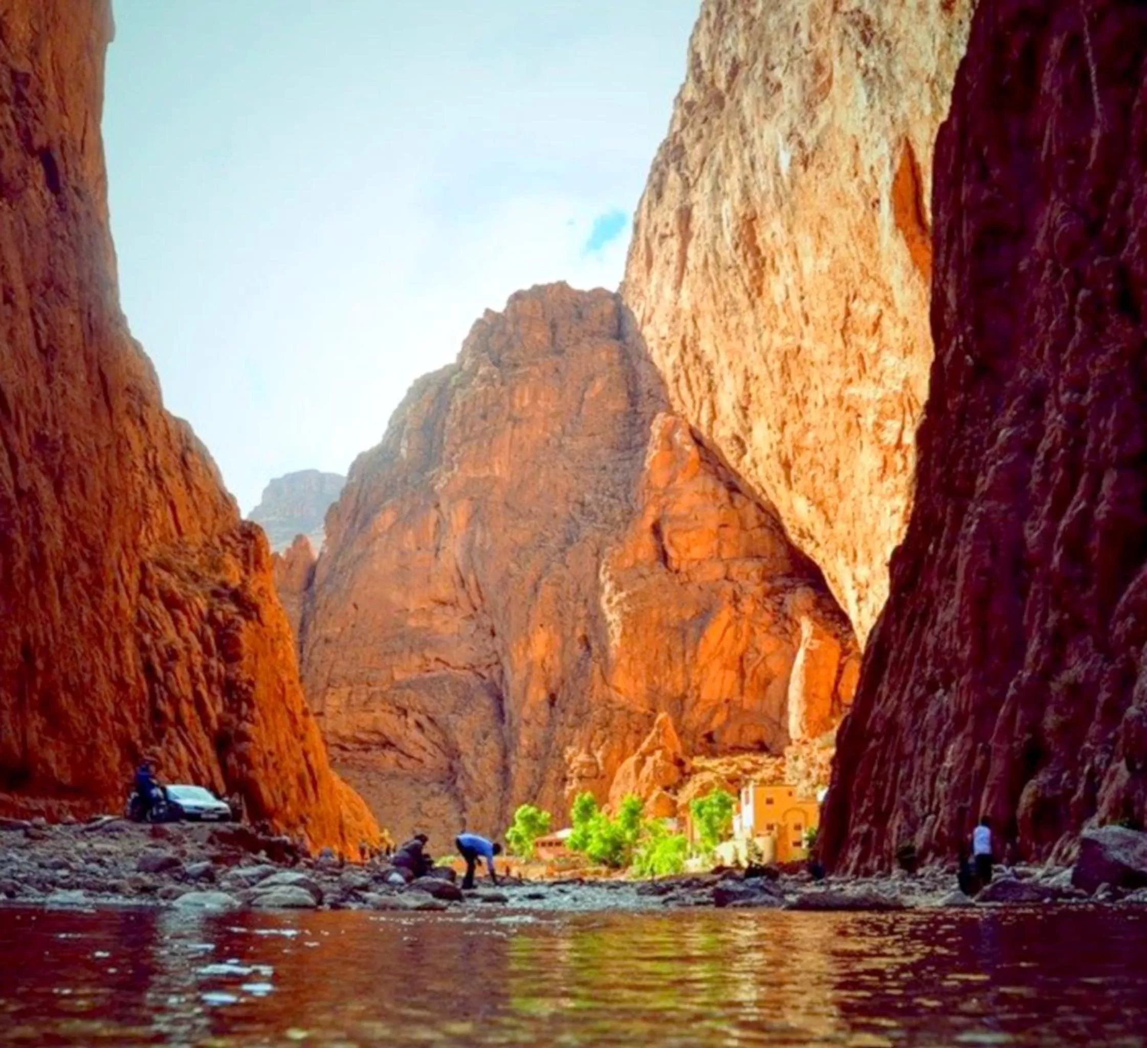 Hiking in Hotel Restaurant La Kasbah