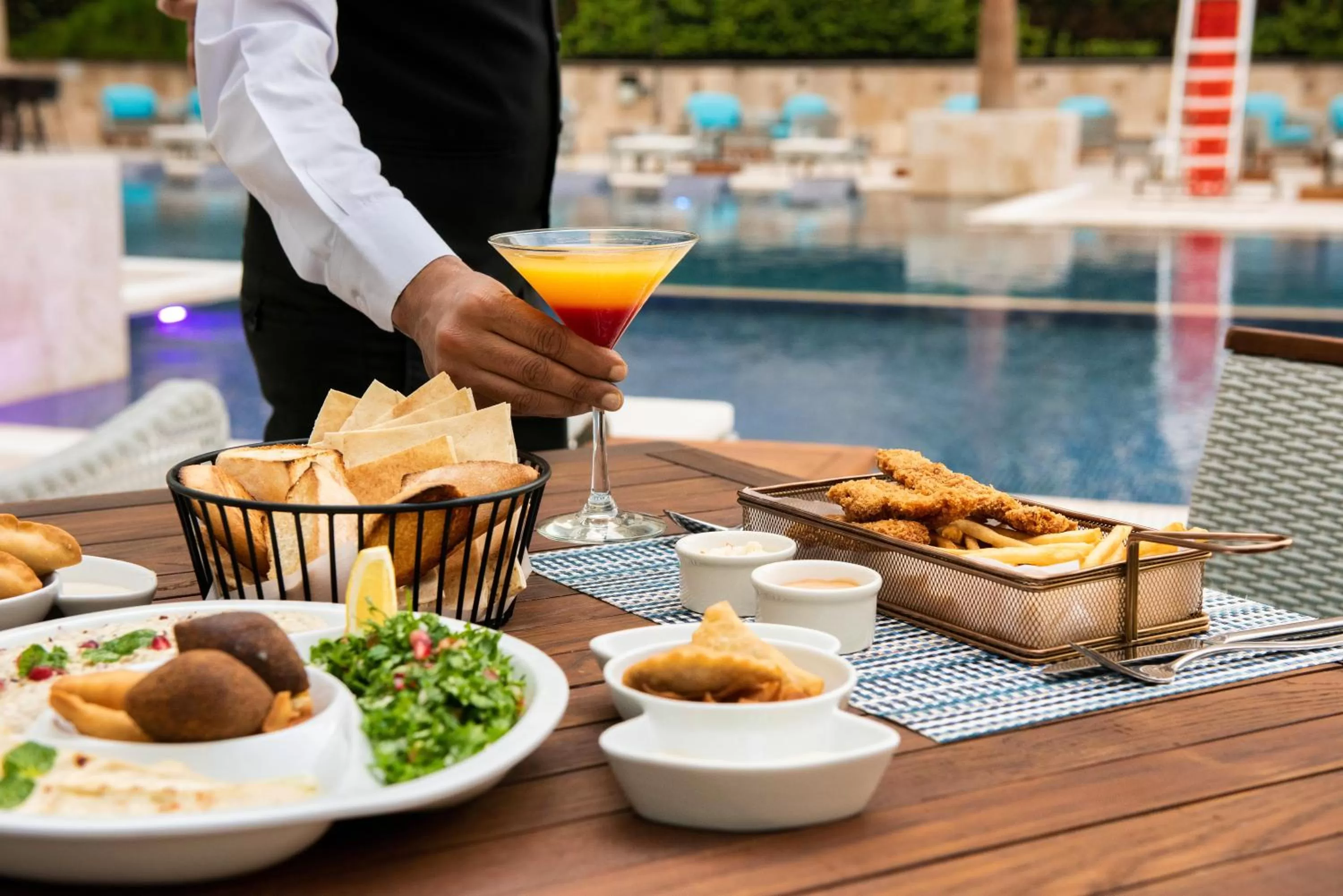 Food and drinks in Swiss-Belsuites Admiral Juffair