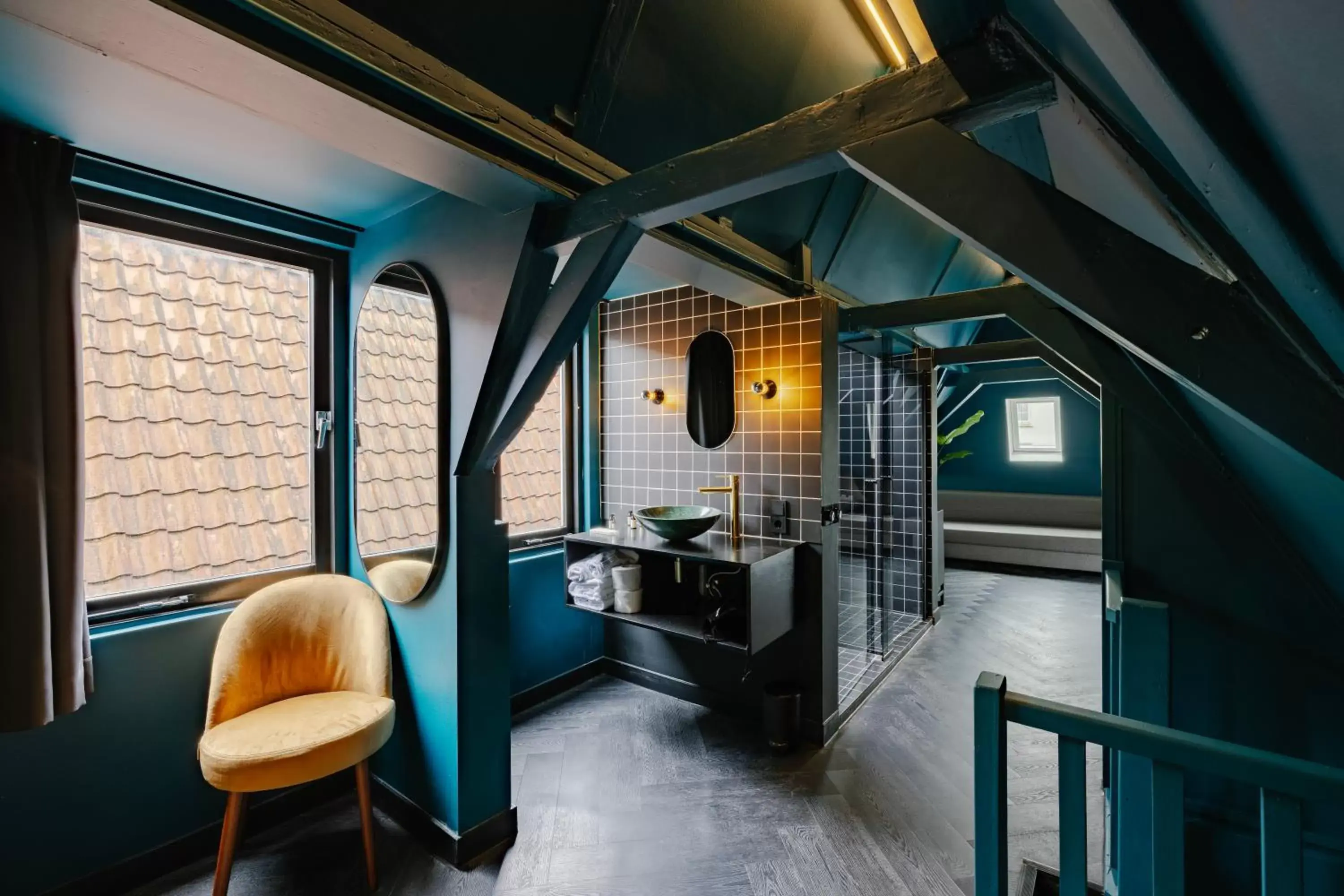 Intimate Suite in SUPPER Hotel Intimate Suite in SUPPER Hotel