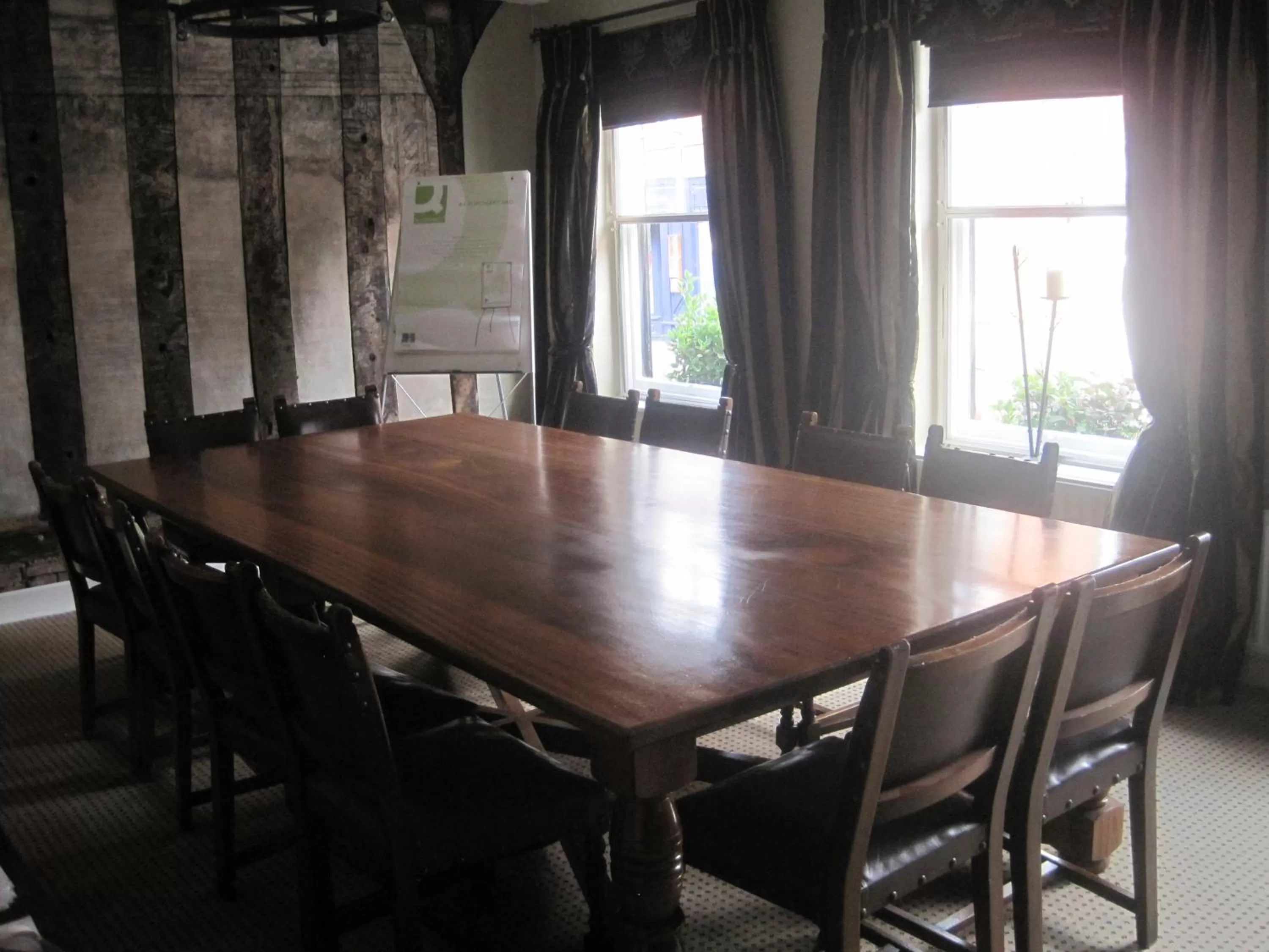 Banquet/Function facilities in The Saracens Head Hotel