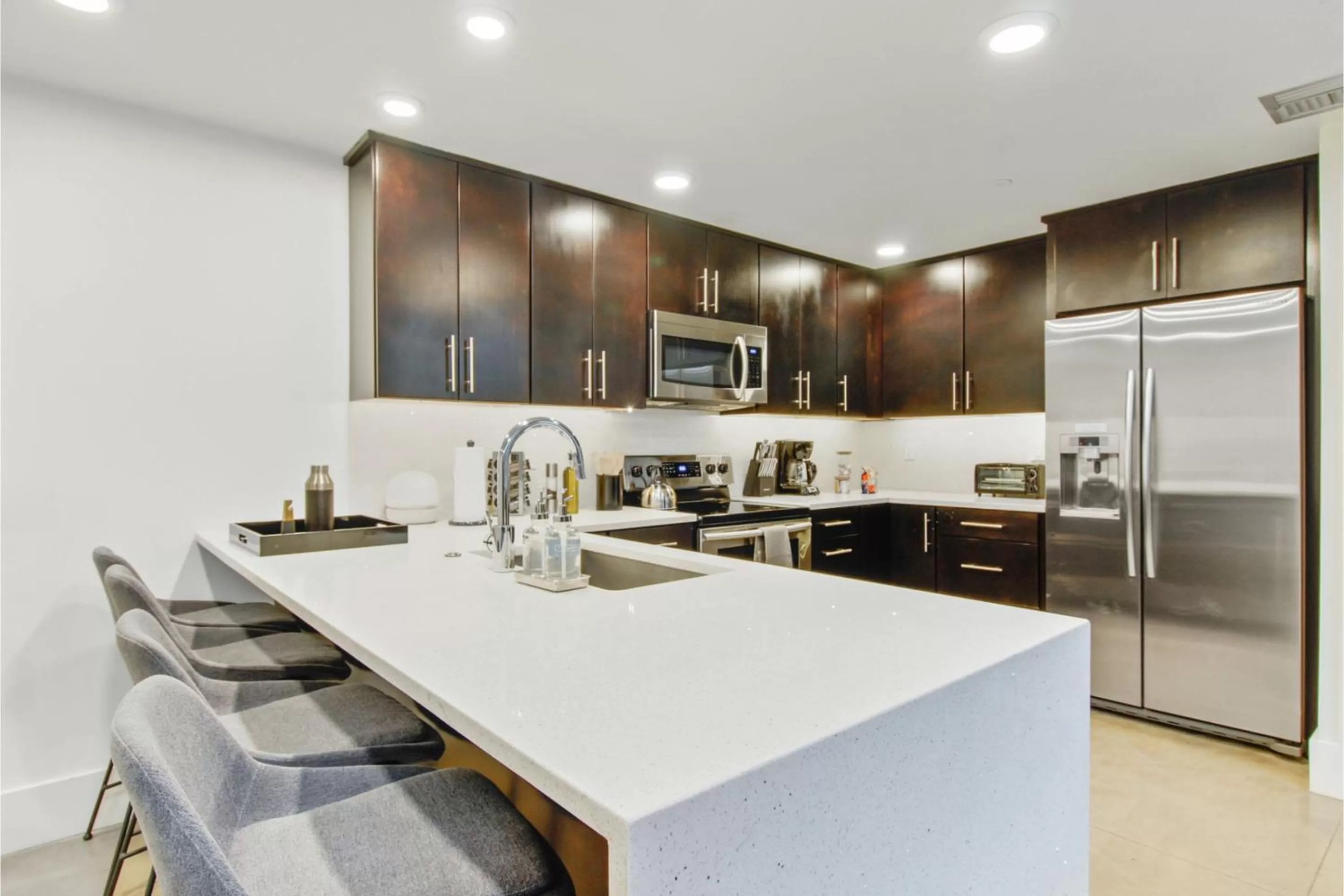 Kitchen or kitchenette in Roami at Motorworks