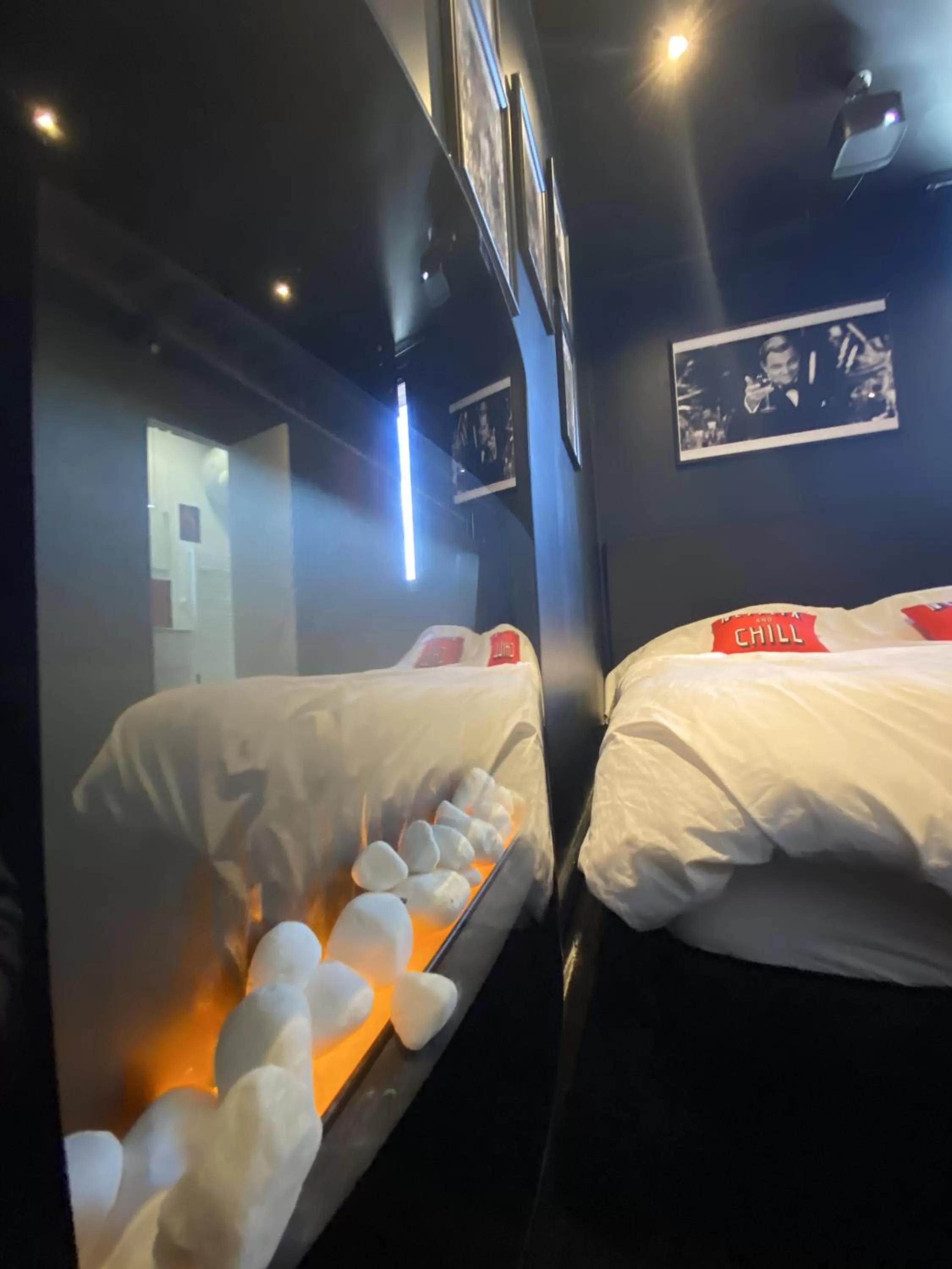 Bed in Lh Rooms Location