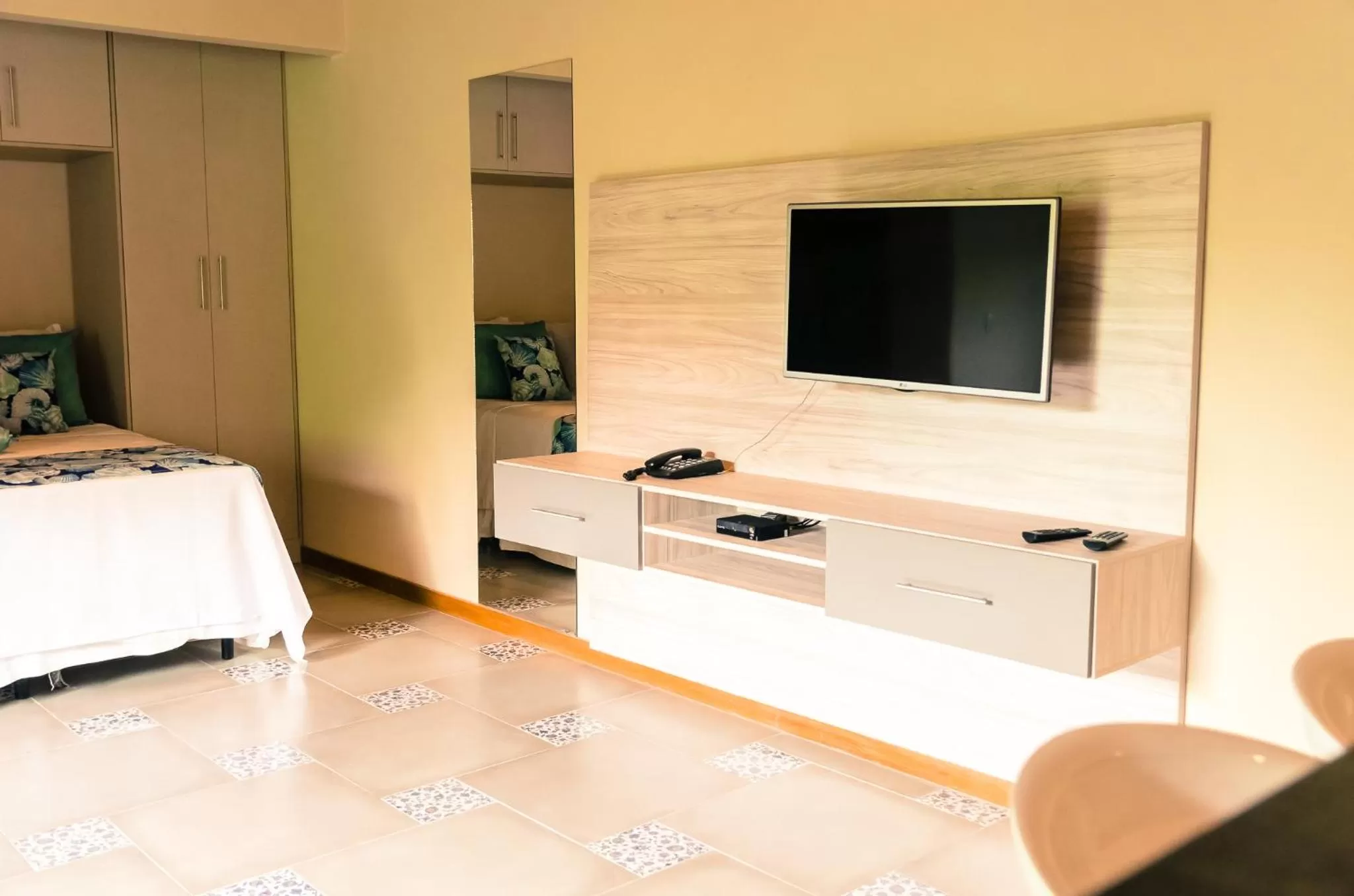 TV and multimedia, TV/Entertainment Center in Residencial Brava Club Exclusive