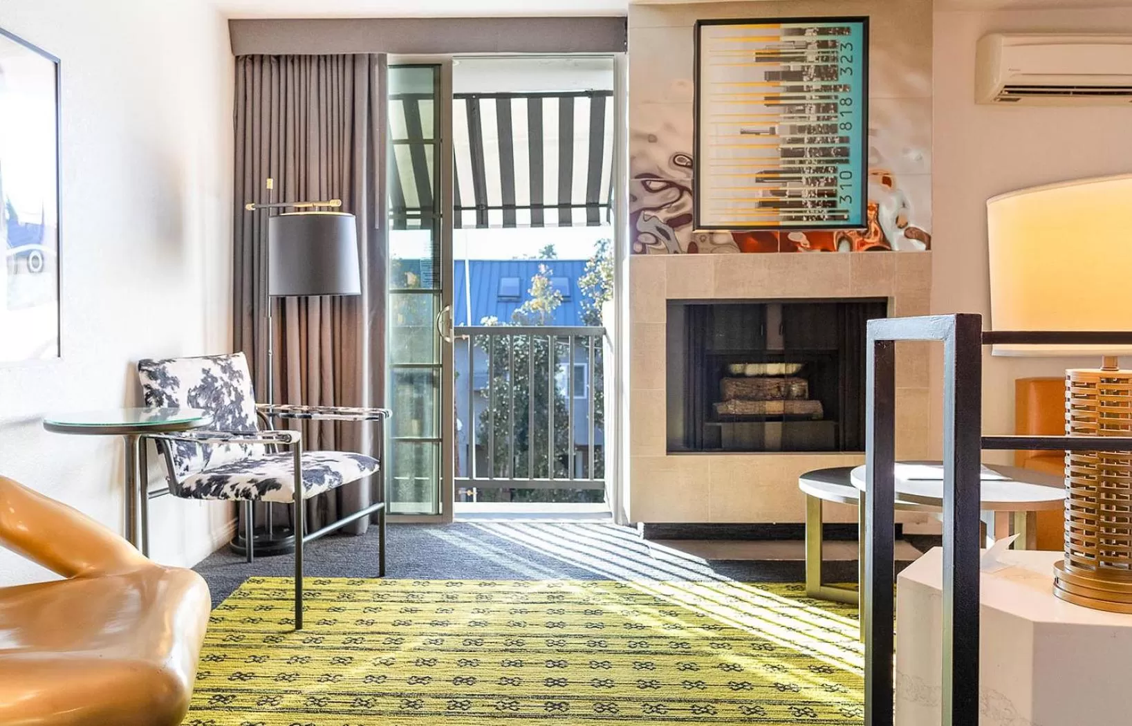 Living room in Montrose at Beverly Hills