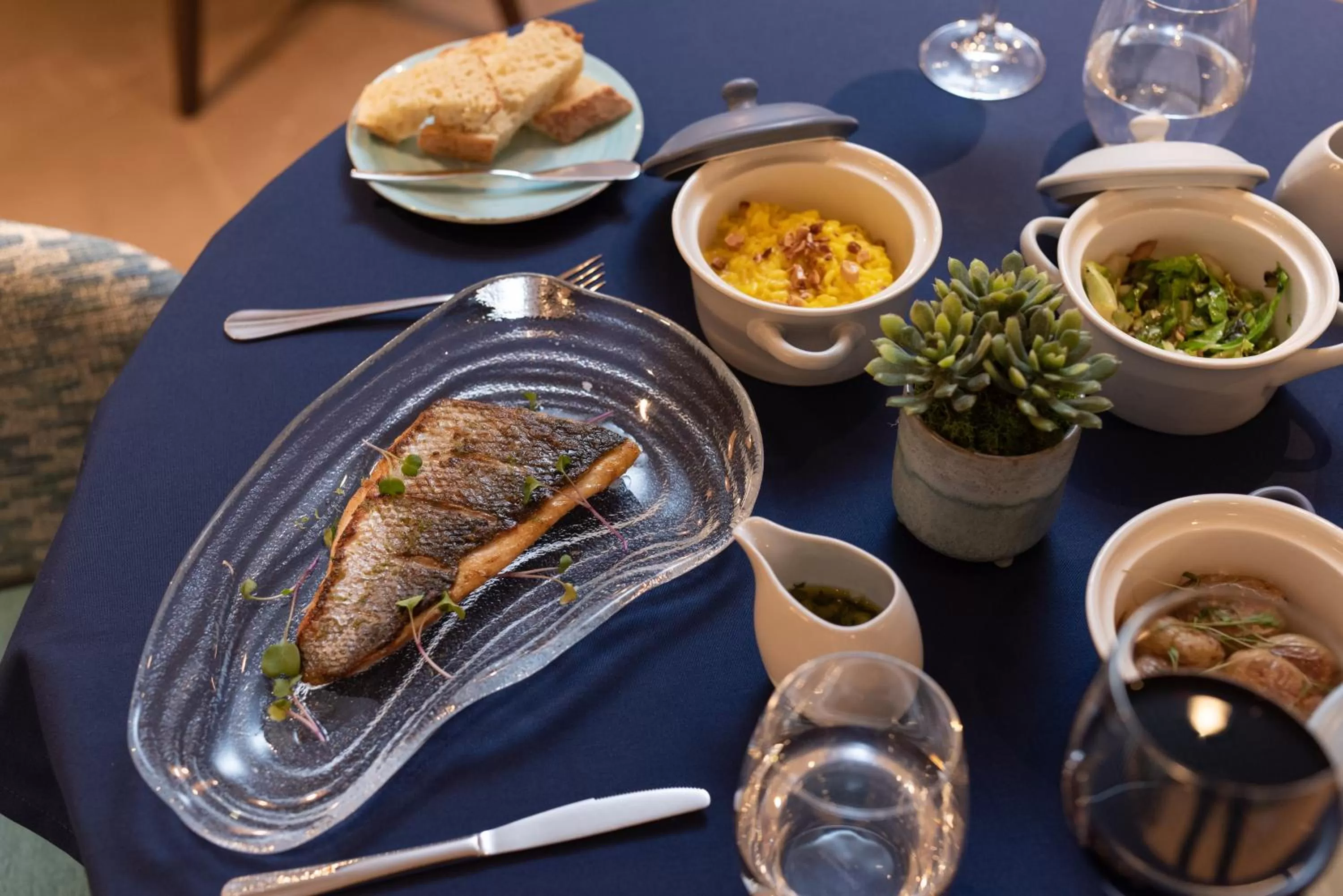 Restaurant/places to eat in Eurostars Aliados