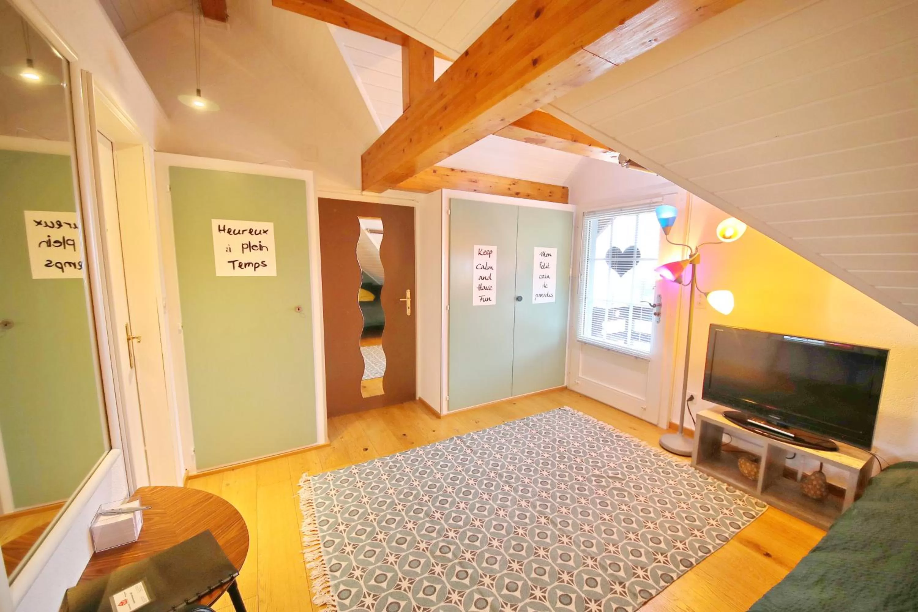 TV/Entertainment Center in B&B Corseaux Beach & Riviera Beach