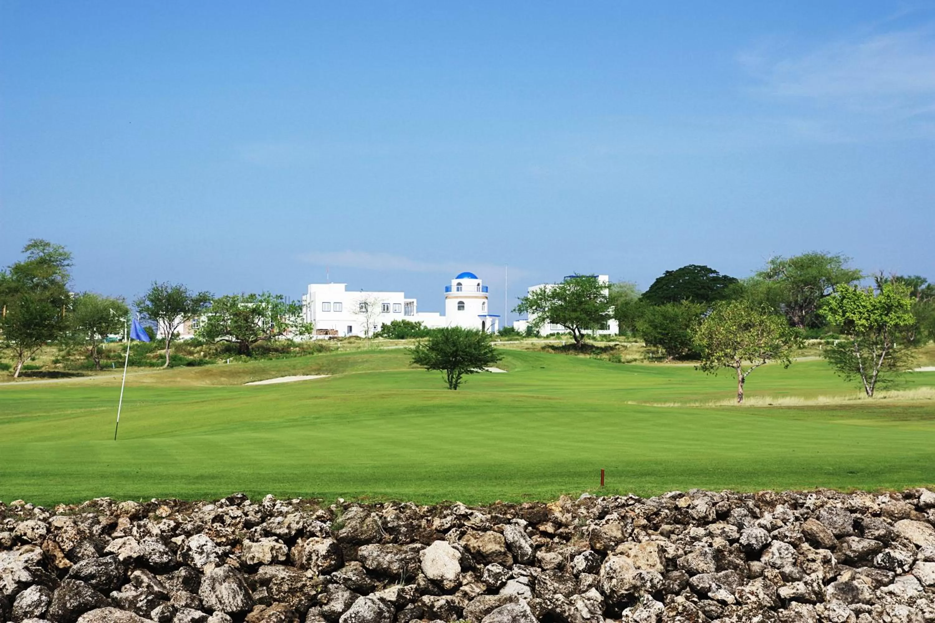 Golfcourse in Thunderbird Resorts - Poro Point
