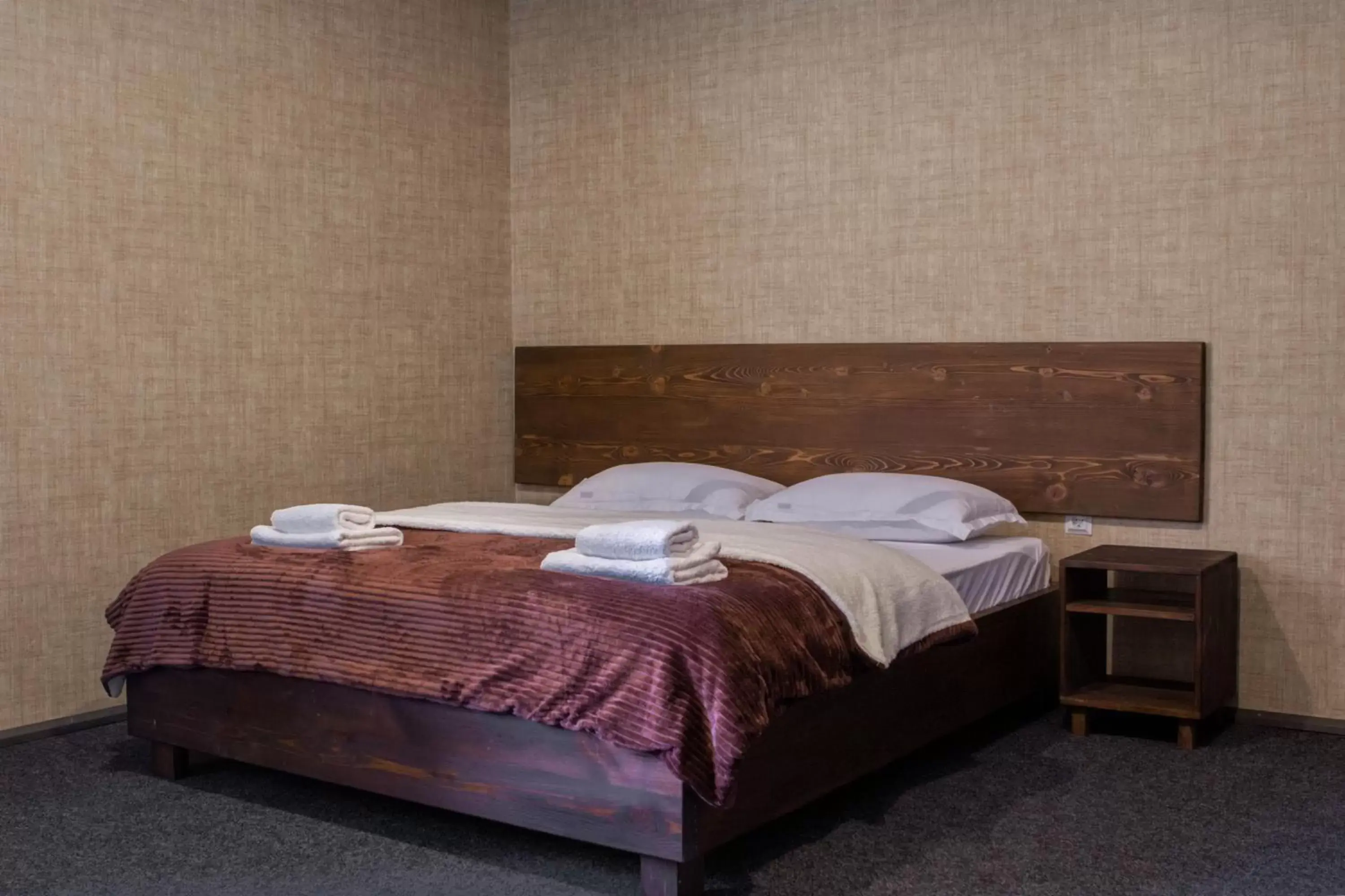 Deluxe Double Room in Hotel Eden Deluxe Double Room in Hotel Eden