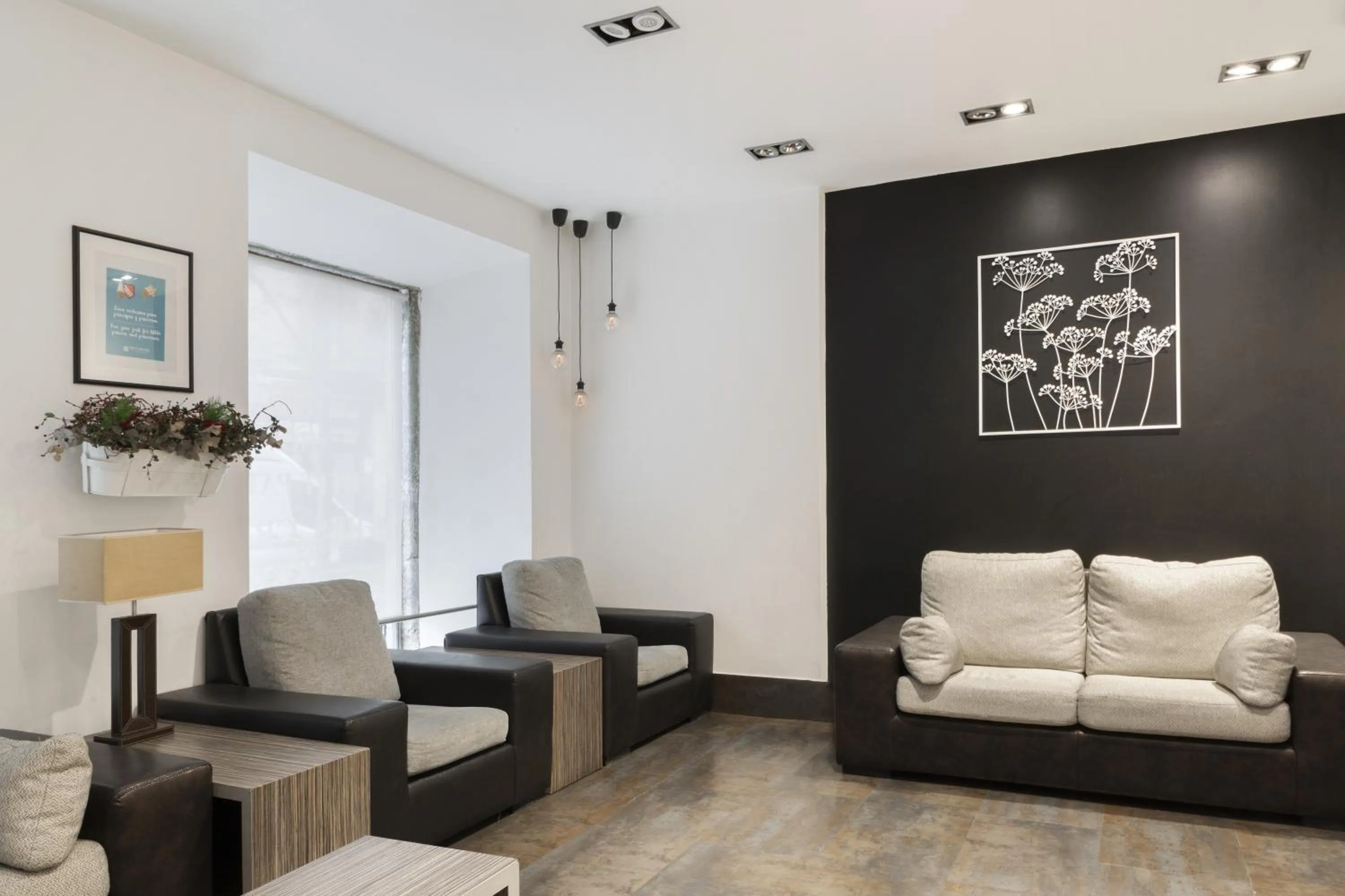 Lobby or reception in Petit Palace Tres Cruces