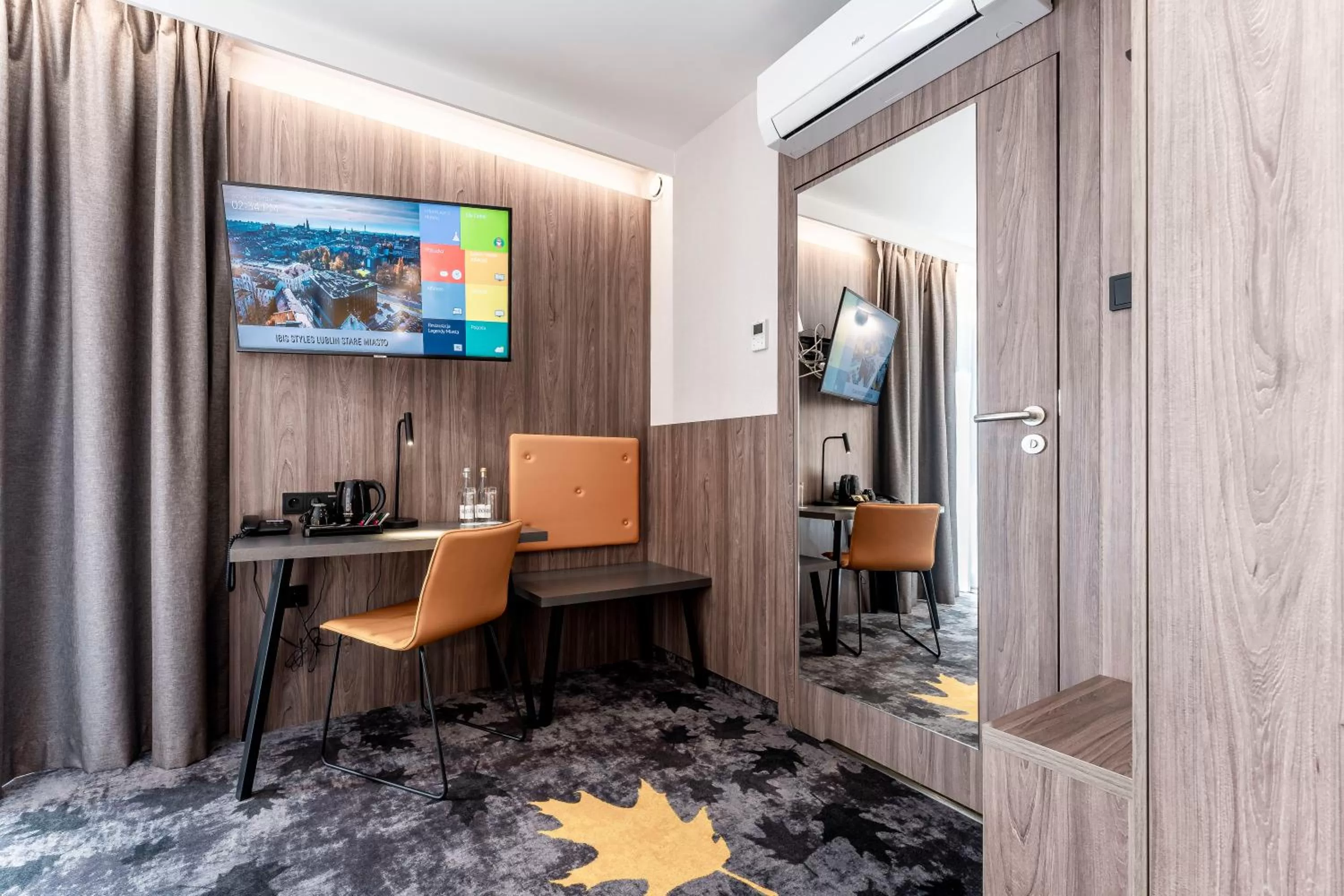 TV and multimedia in ibis Styles Lublin Stare Miasto