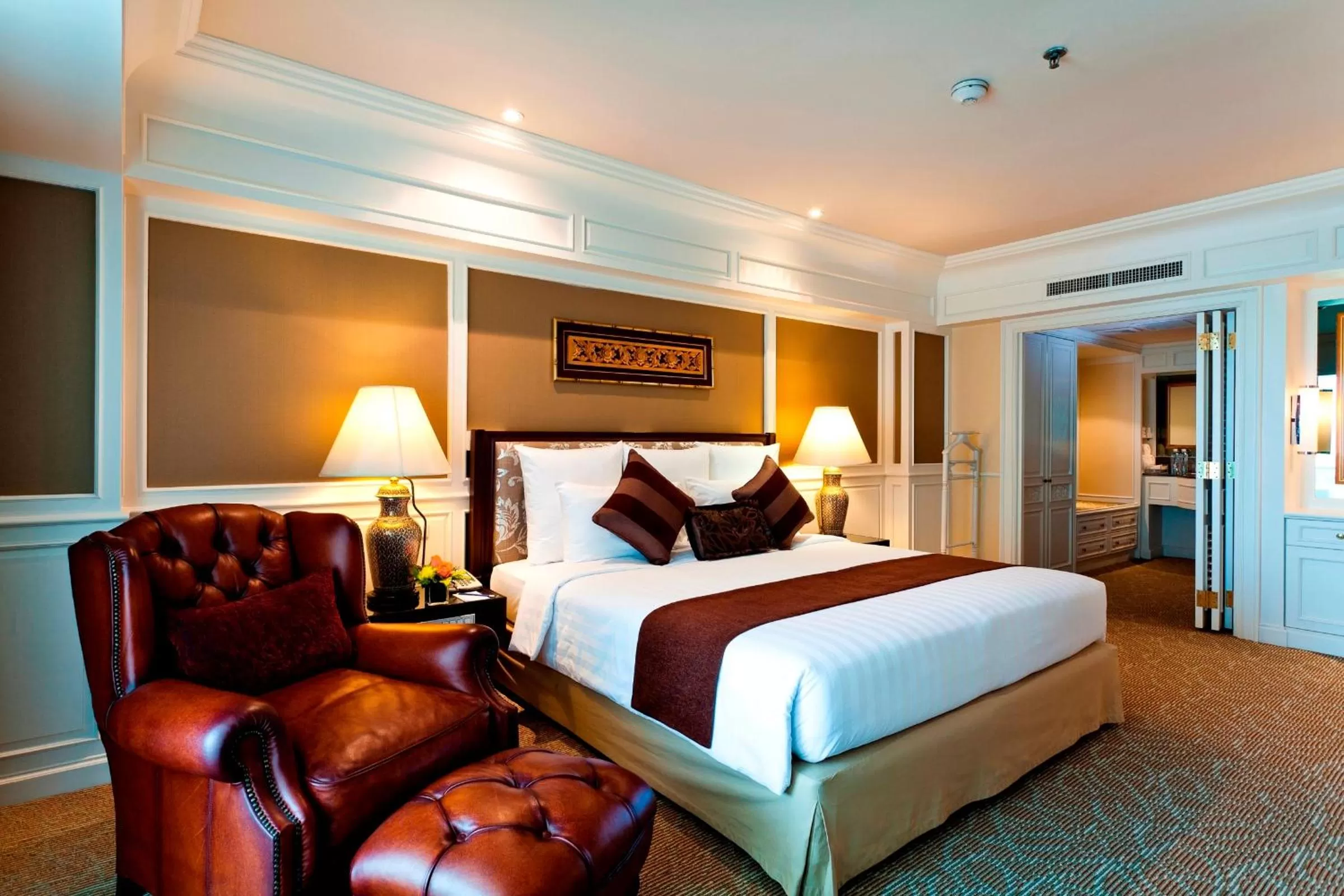 Bedroom, Bed in Royal Princess Larn Luang - SHA Extra Plus