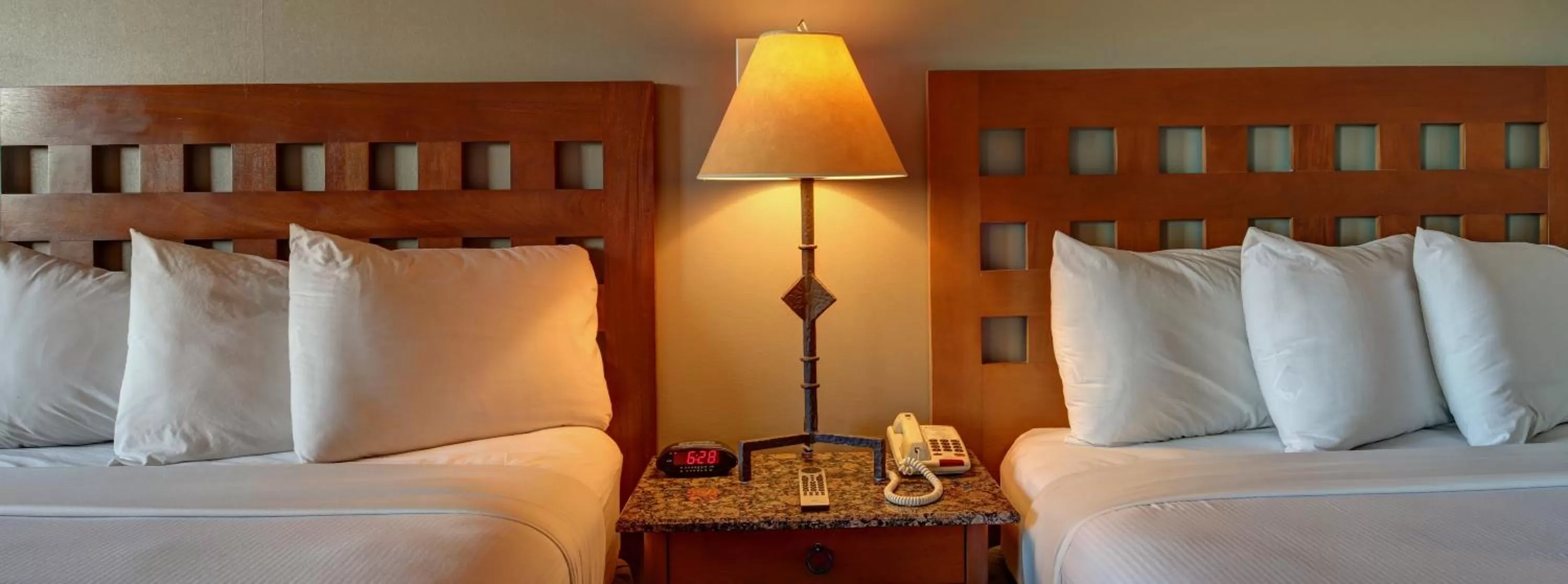 Seating area, Bed in GreenTree Inn Albuquerque North I-25