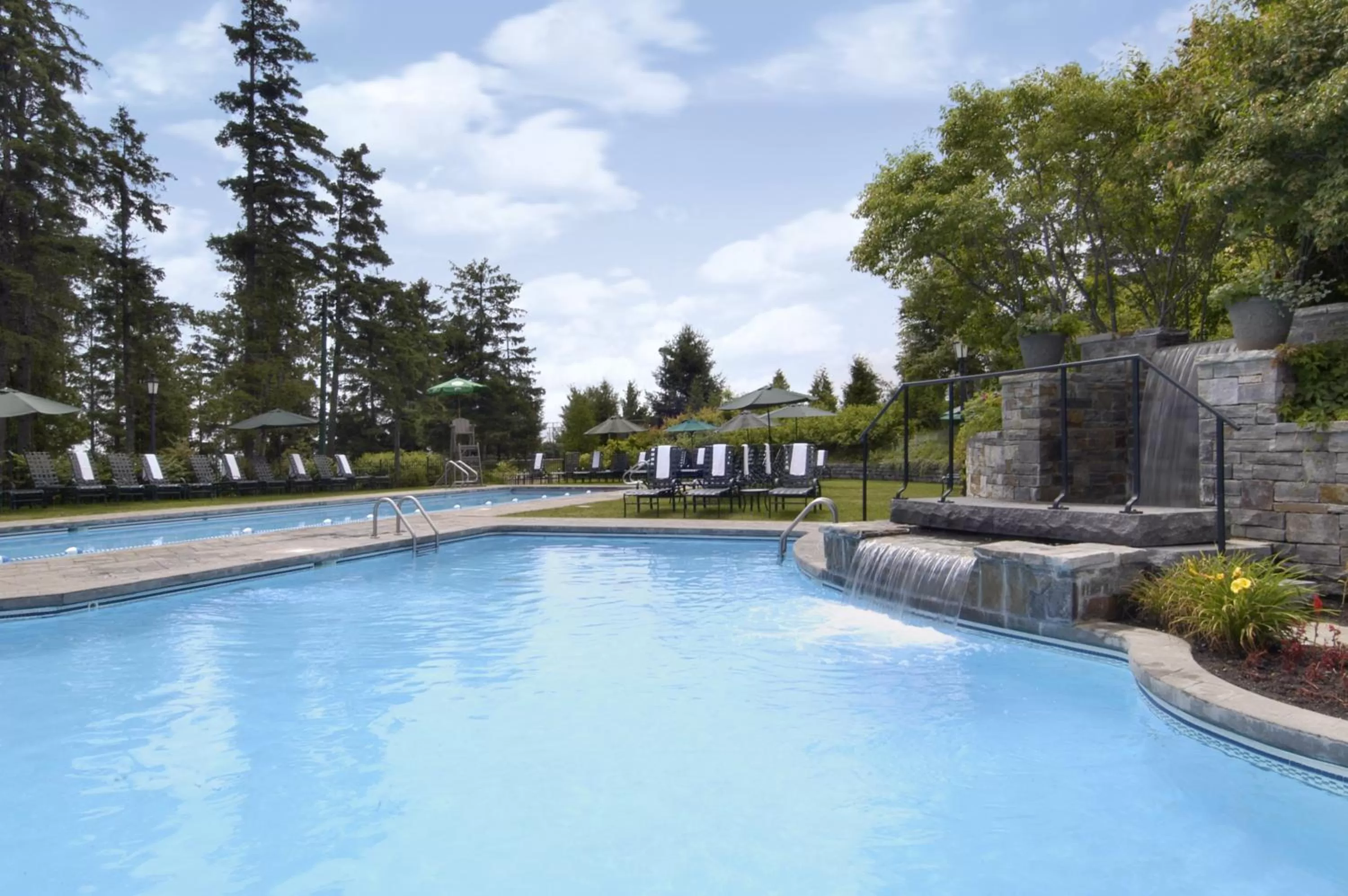 Swimming pool in Fairmont Le Manoir Richelieu