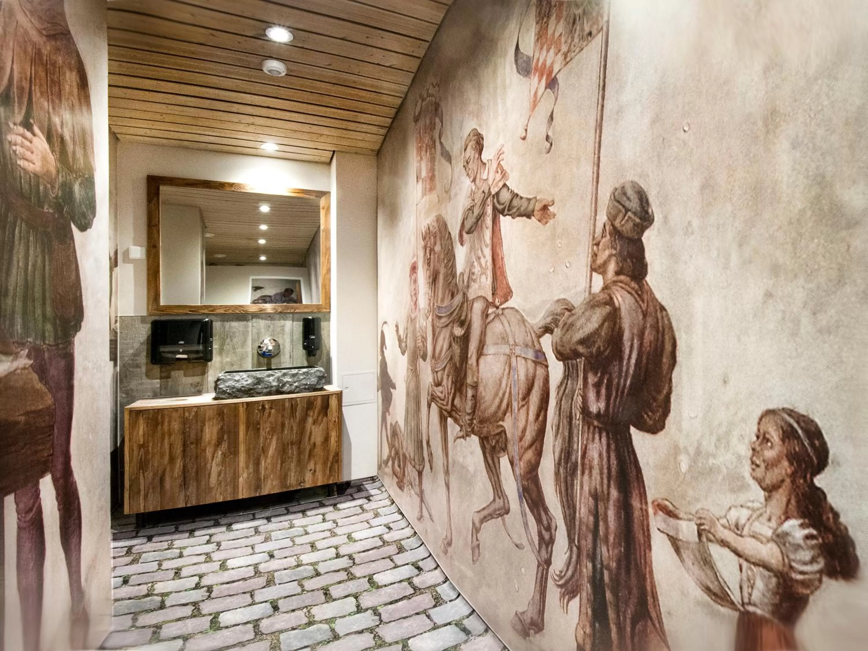 Area and facilities in Romantik Hotel Barbarossa