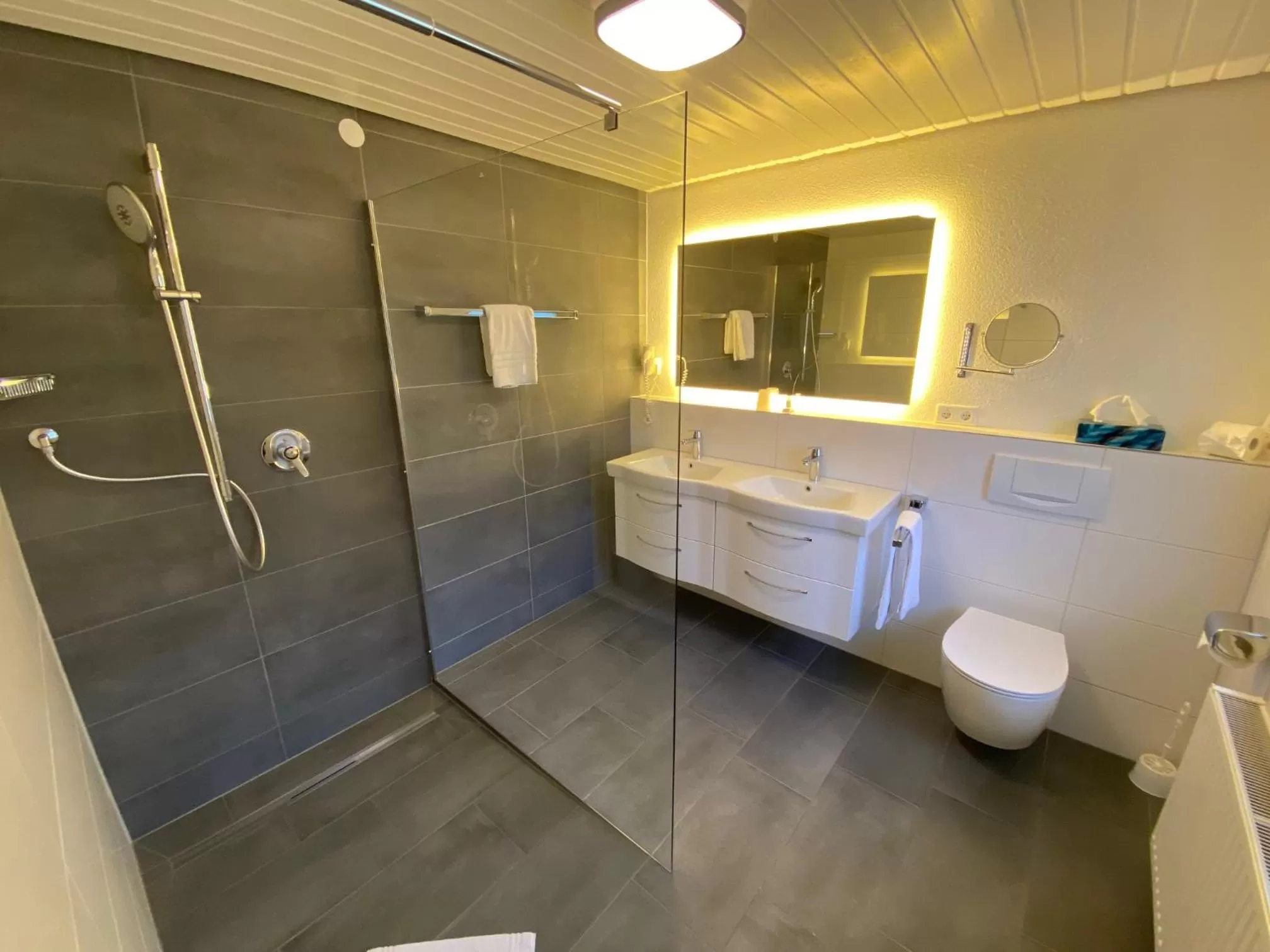 Bathroom in Gasthaus Hotel Kranz