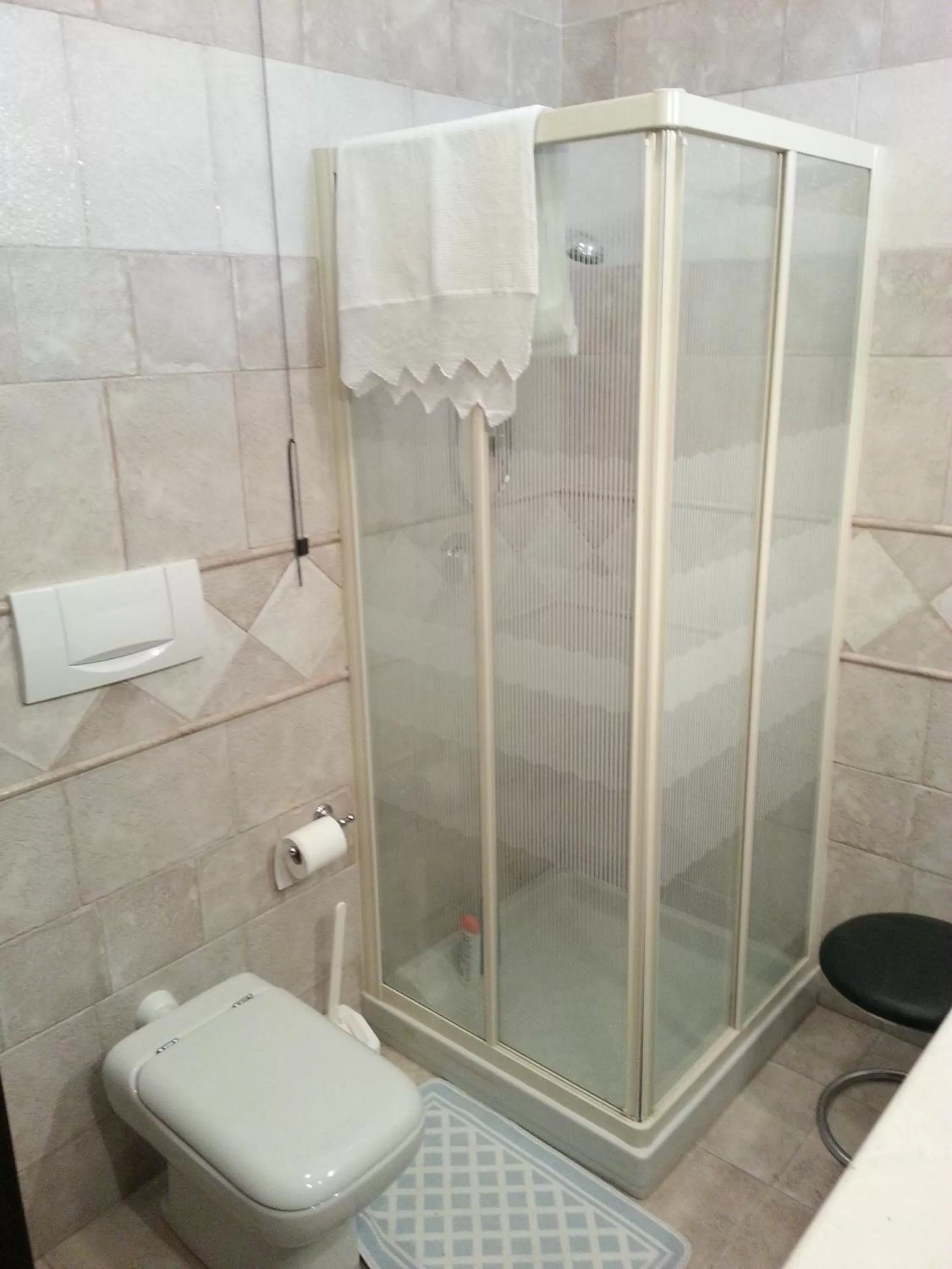 Shower in Villa Genny