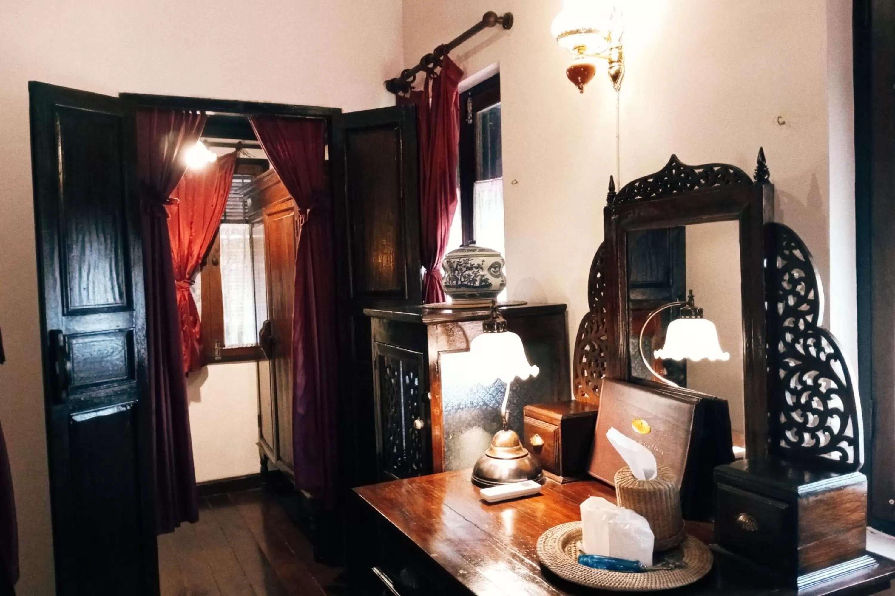 Tri Yaan Na Ros Colonial House