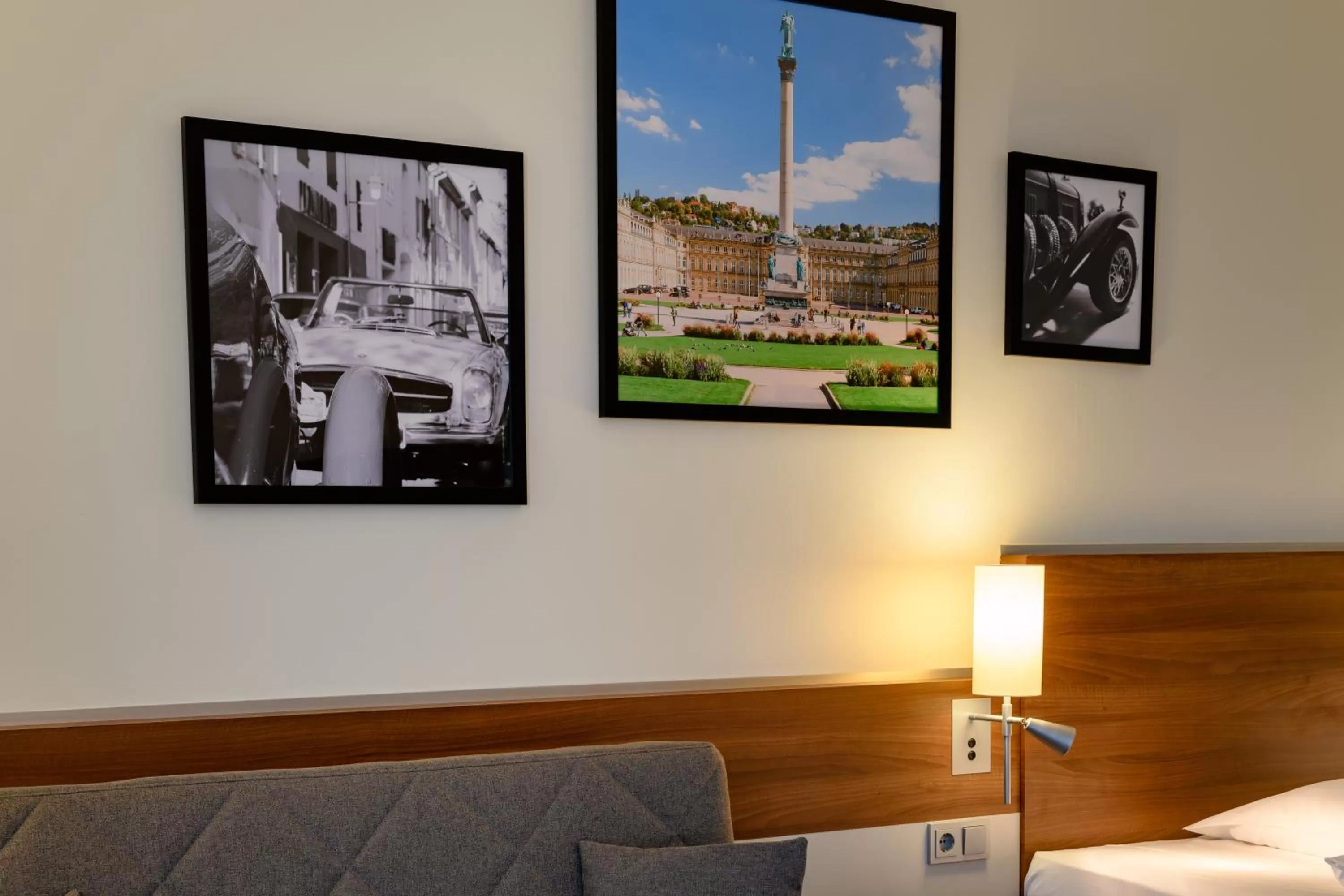 Text overlay in Mercure Stuttgart Sindelfingen an der Messe