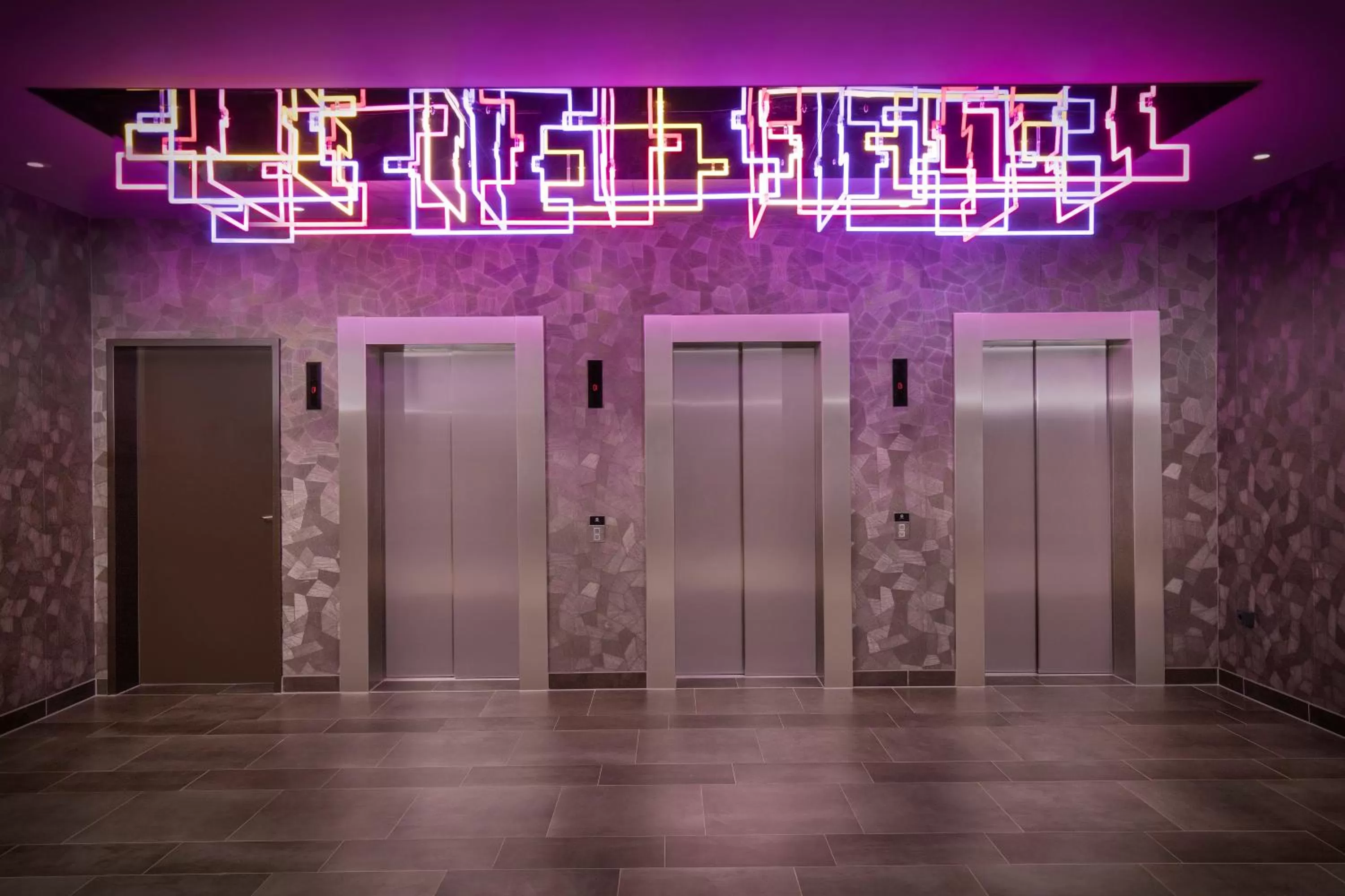 Lobby or reception in Holiday Inn Hamburg - City Nord by IHG