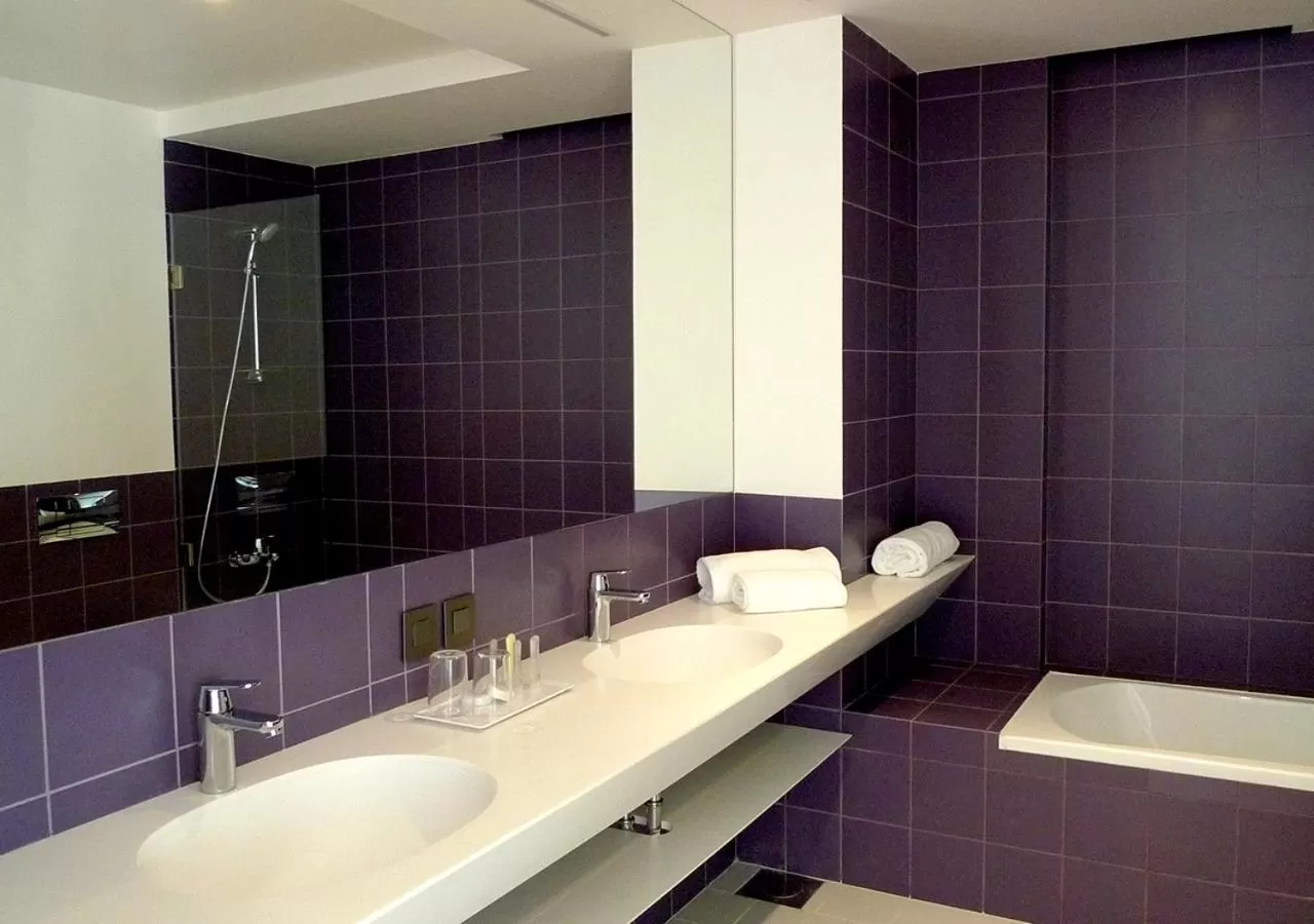 Bathroom in Bossa Nova Beirut Hotel